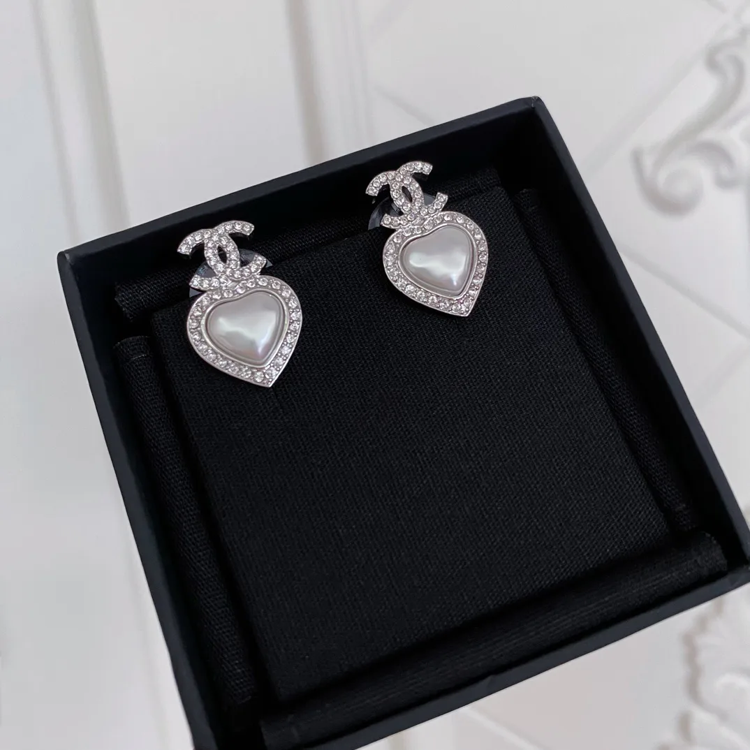 Бижутерия Chanel 99385