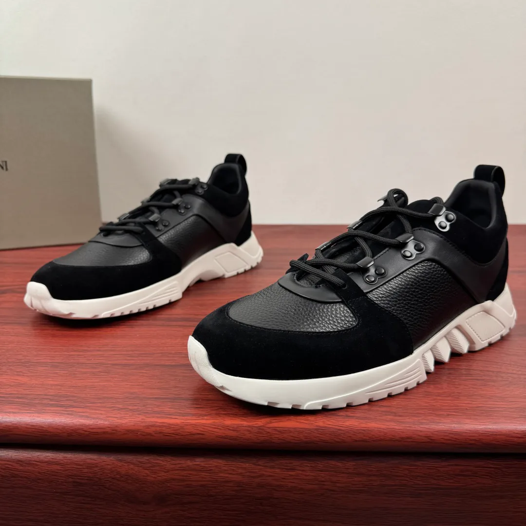 Кроссовки Мужские Armani 11917323