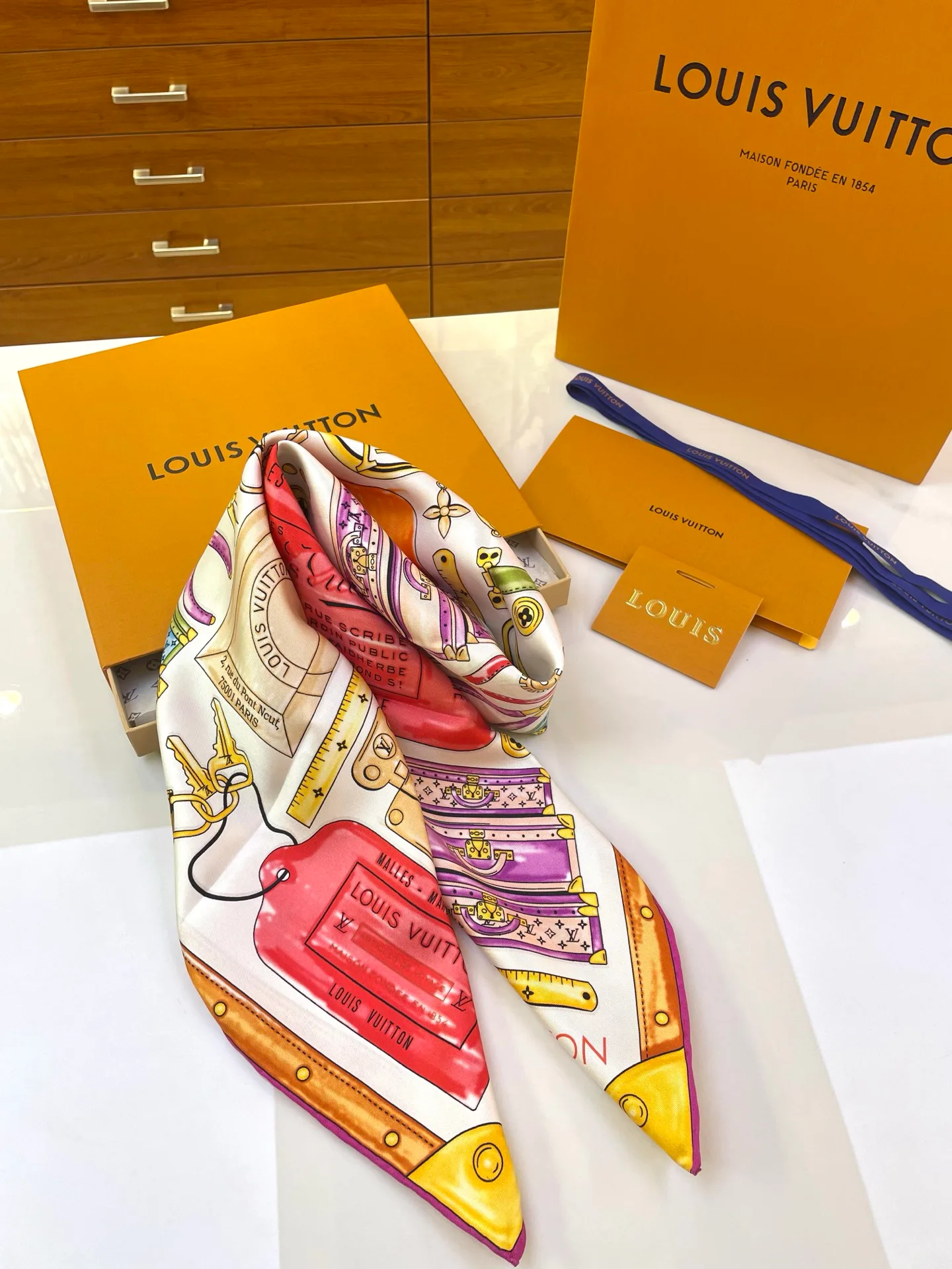 Платки Louis Vuitton 11679549