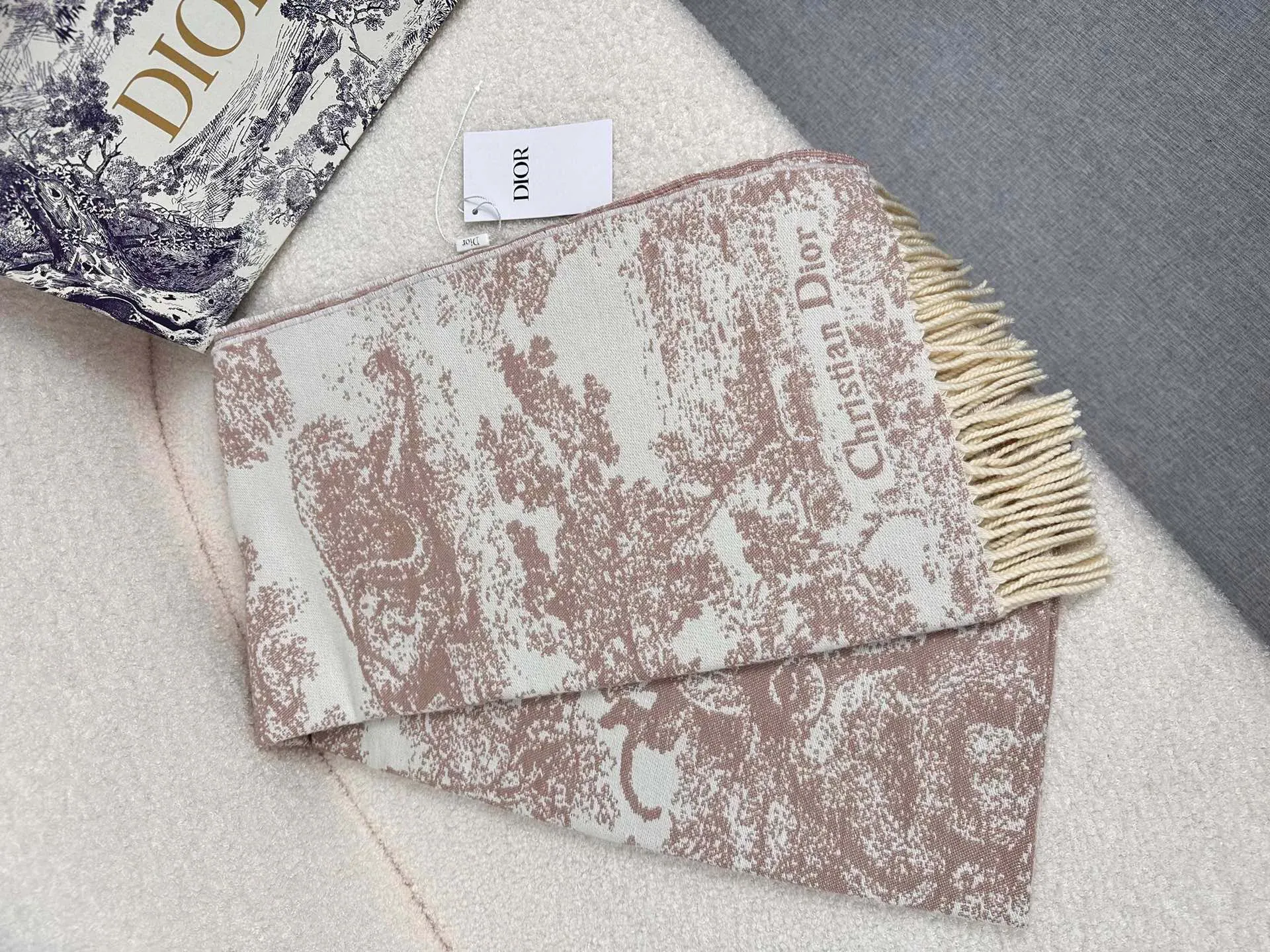 Шарфы Christian Dior 1152010