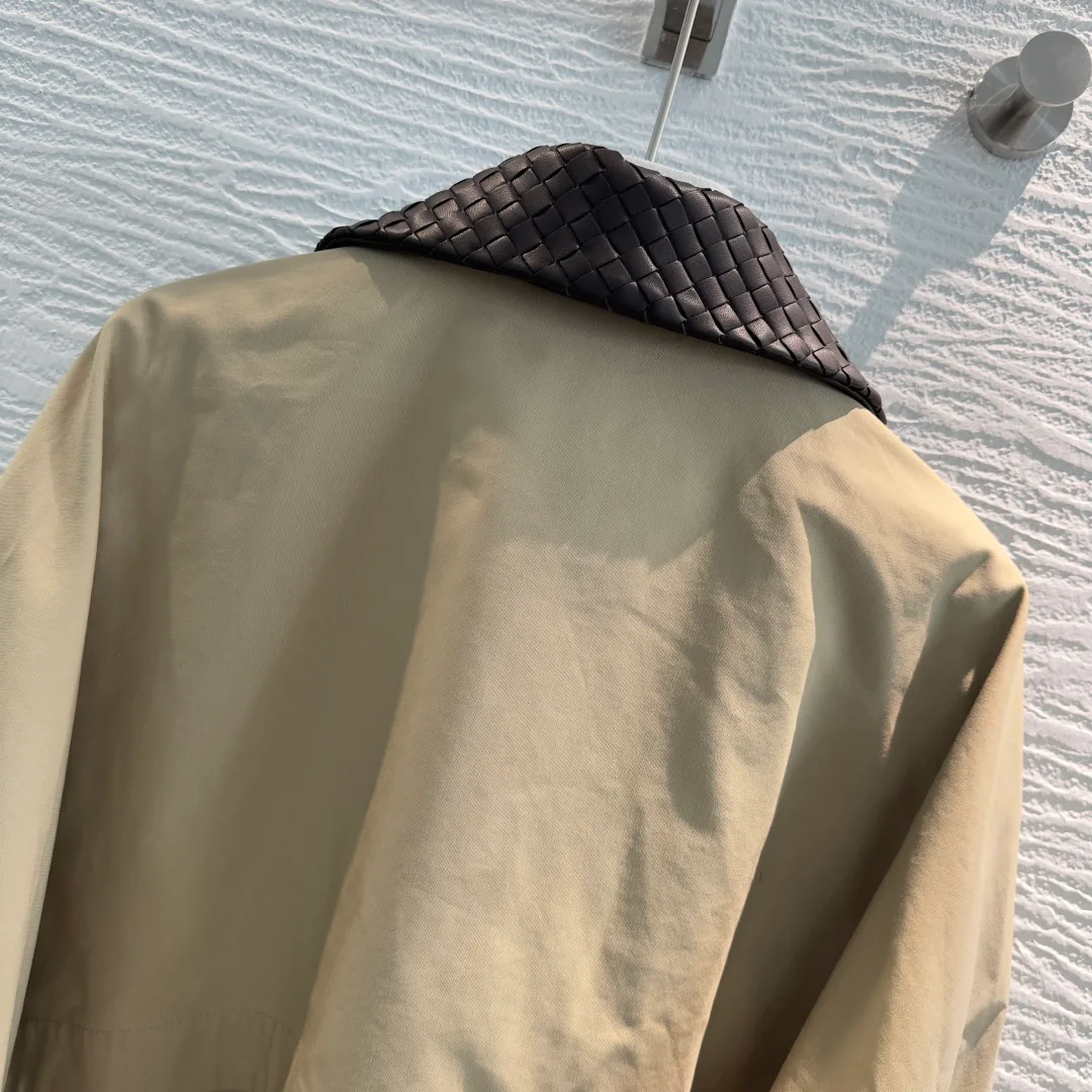 Куртки И Пуховики Женские Bottega Veneta 17474181