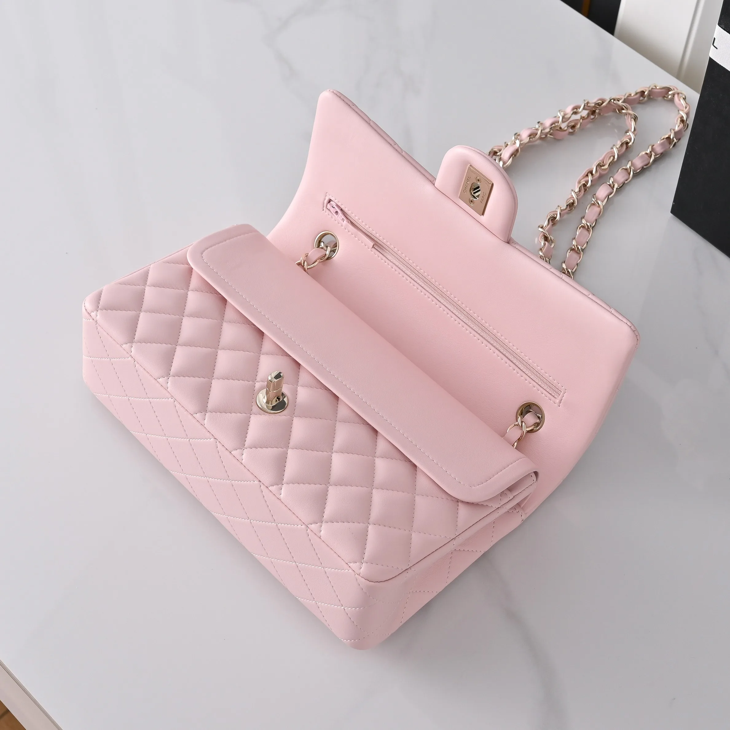 Классические Сумки Женские Chanel 18148082