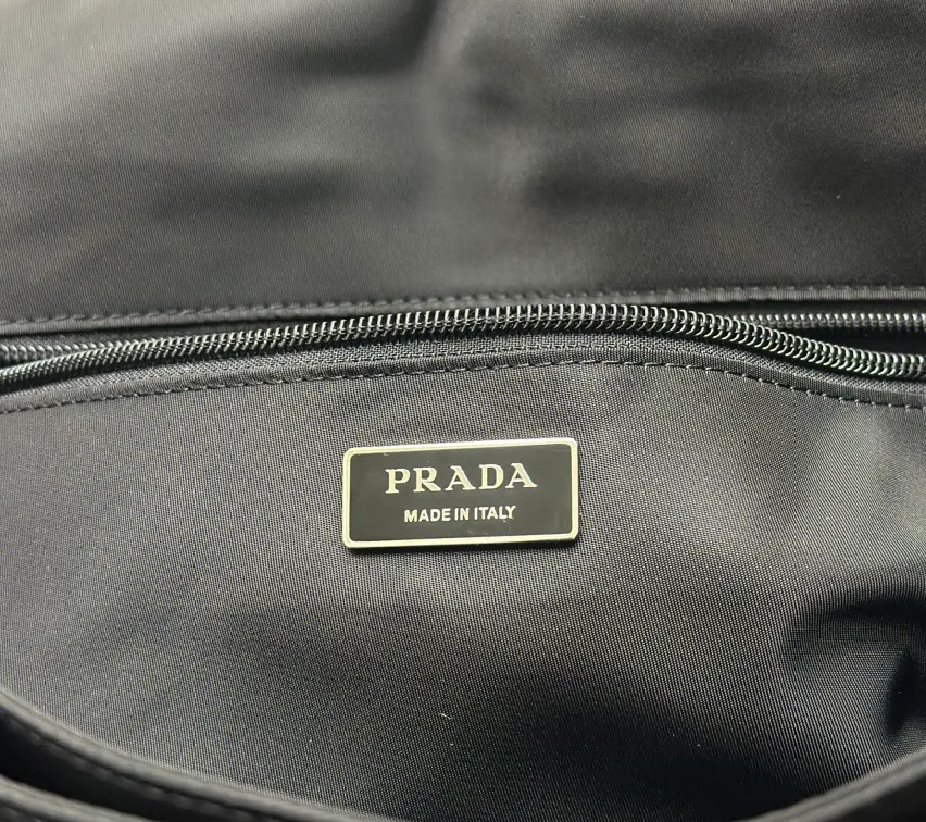 Сумки На Ремне Женские Prada 11682091