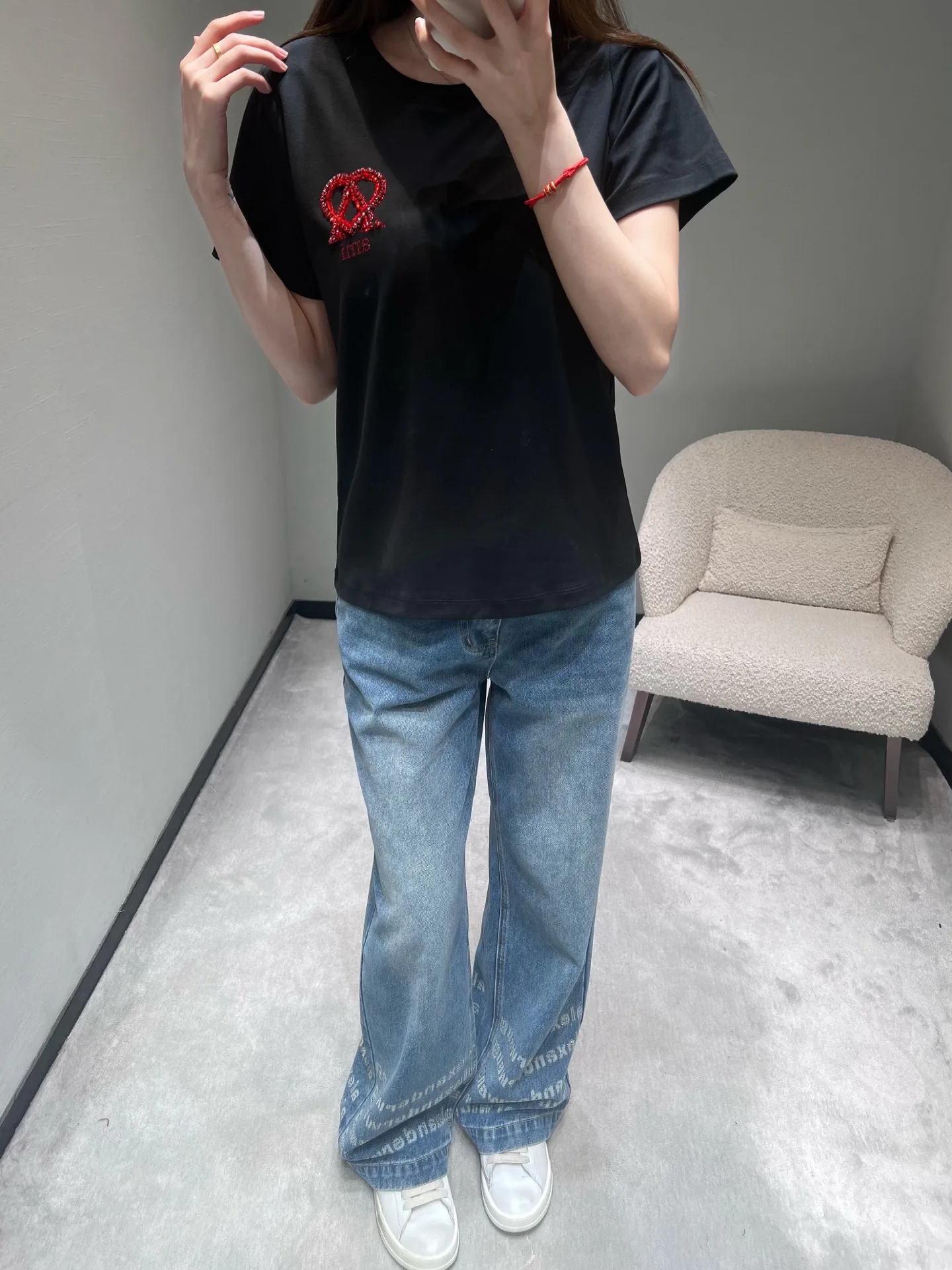 Футболки Женские Ami Paris 1068248