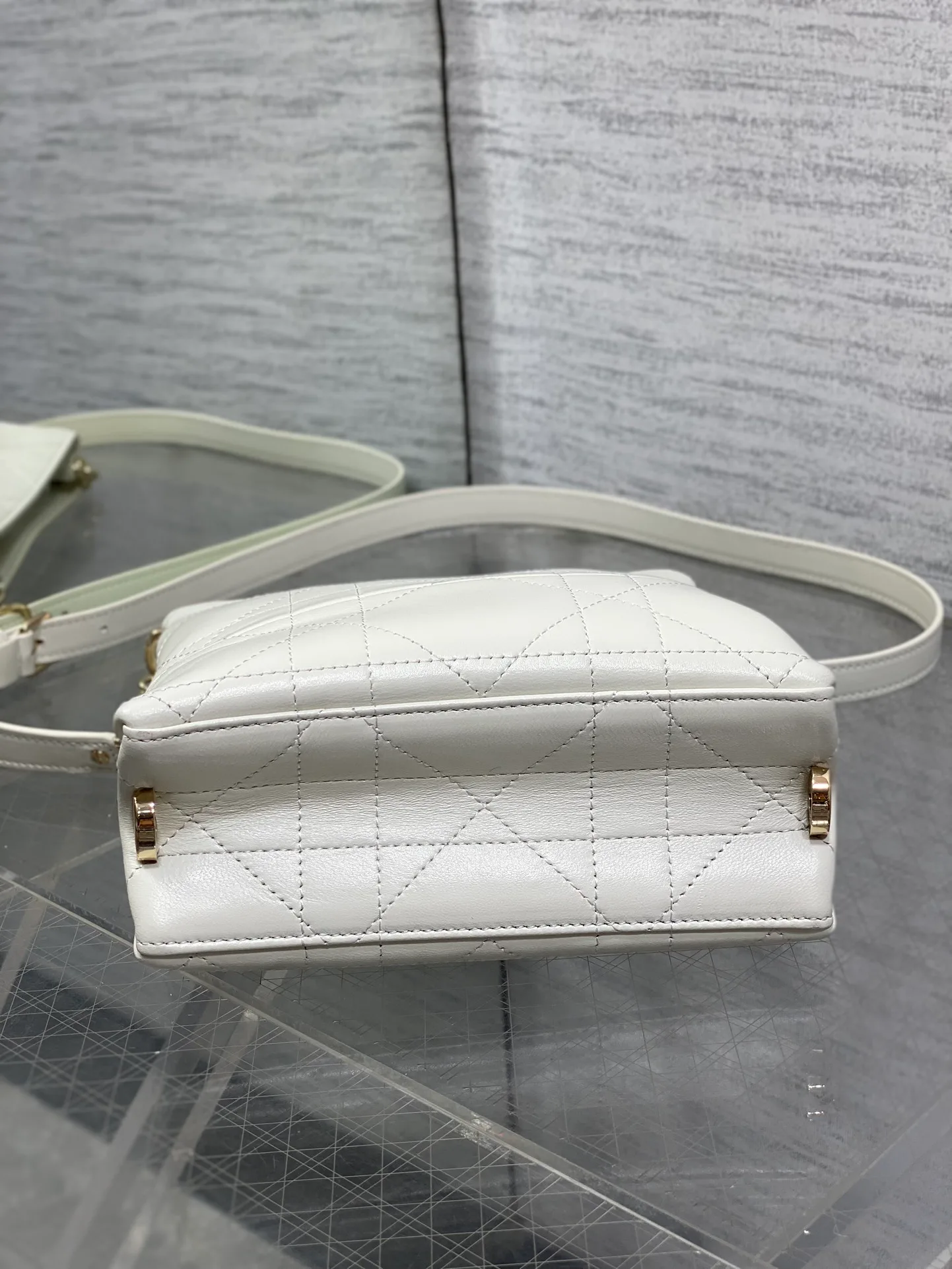 Классические Сумки Женские Christian Dior 12817839