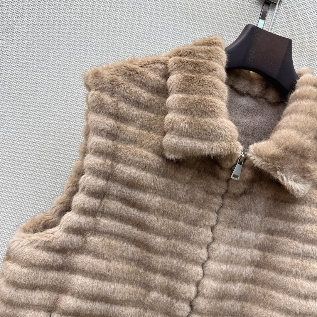 Жилеты Женские Loro Piana 18711504