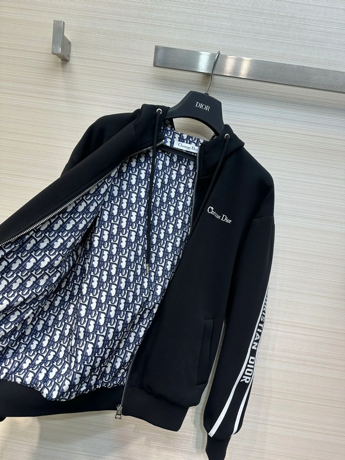 Куртки И Пуховики Женские Christian Dior 4486802