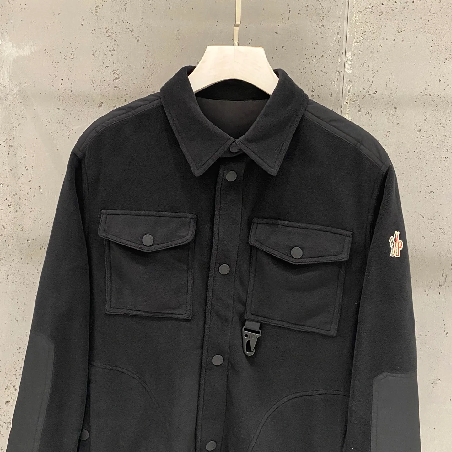 Куртки И Пуховики Мужские Moncler 163339