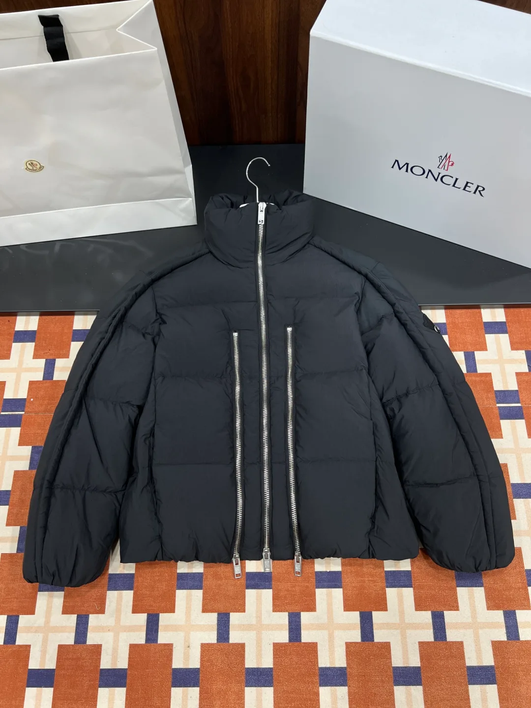 Куртки И Пуховики Женские Moncler 18127861