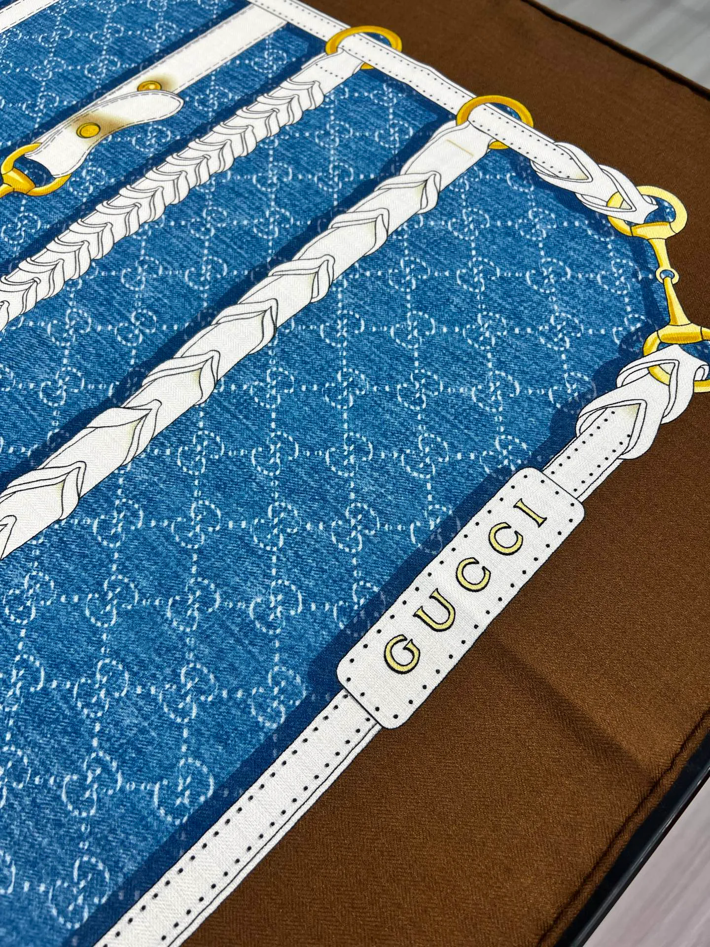 Шарфы Gucci 401710