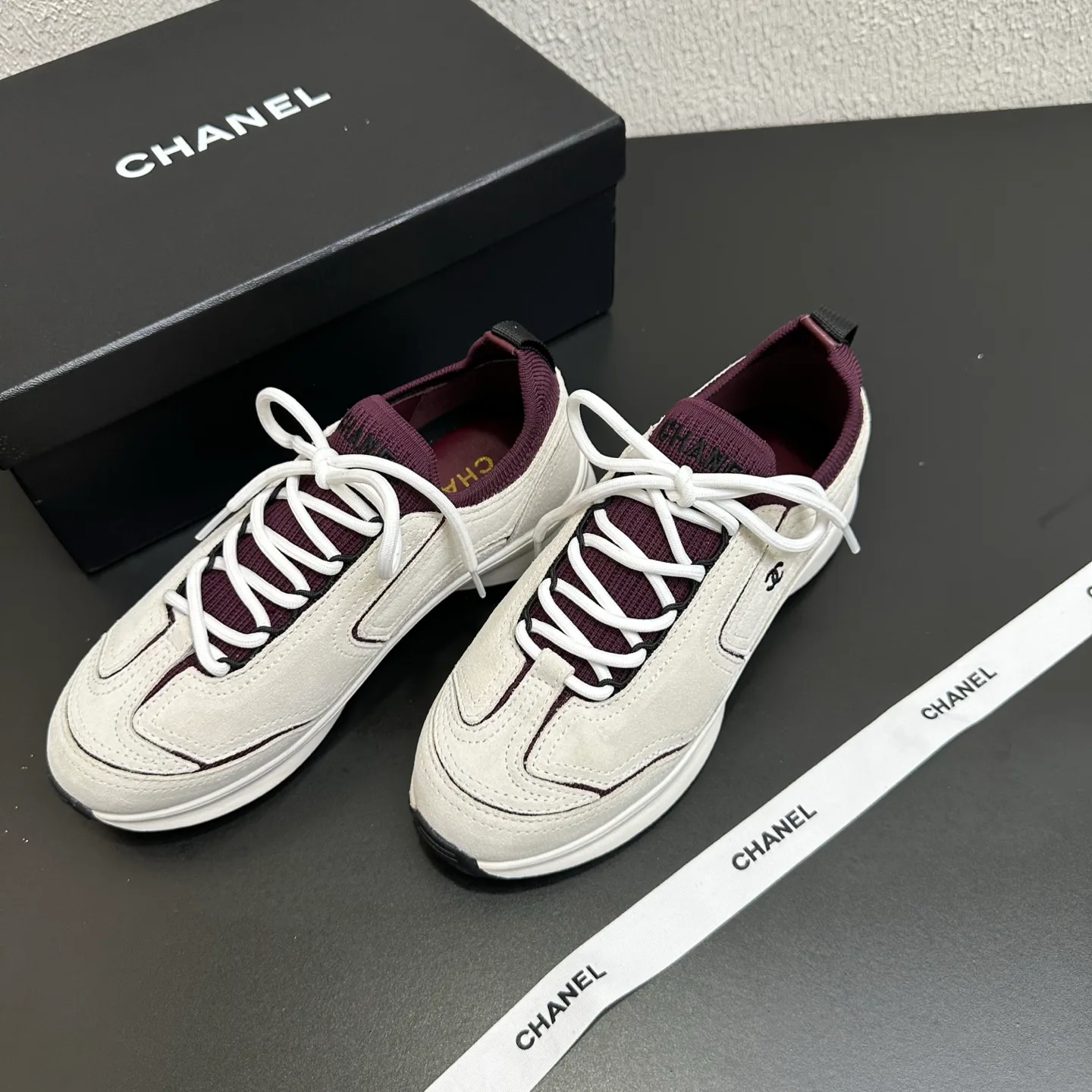 Кроссовки Женские Chanel 17934450