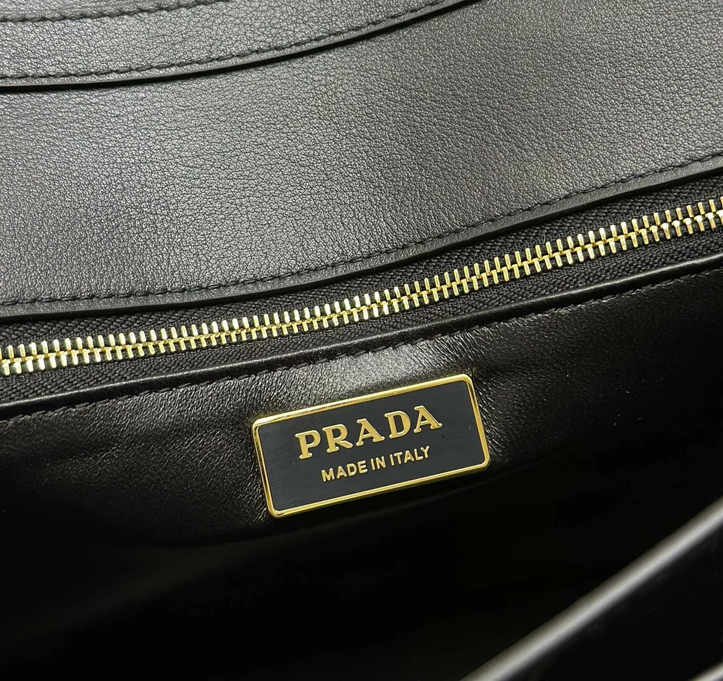 Сумки На Ремне Женские Prada 11462444