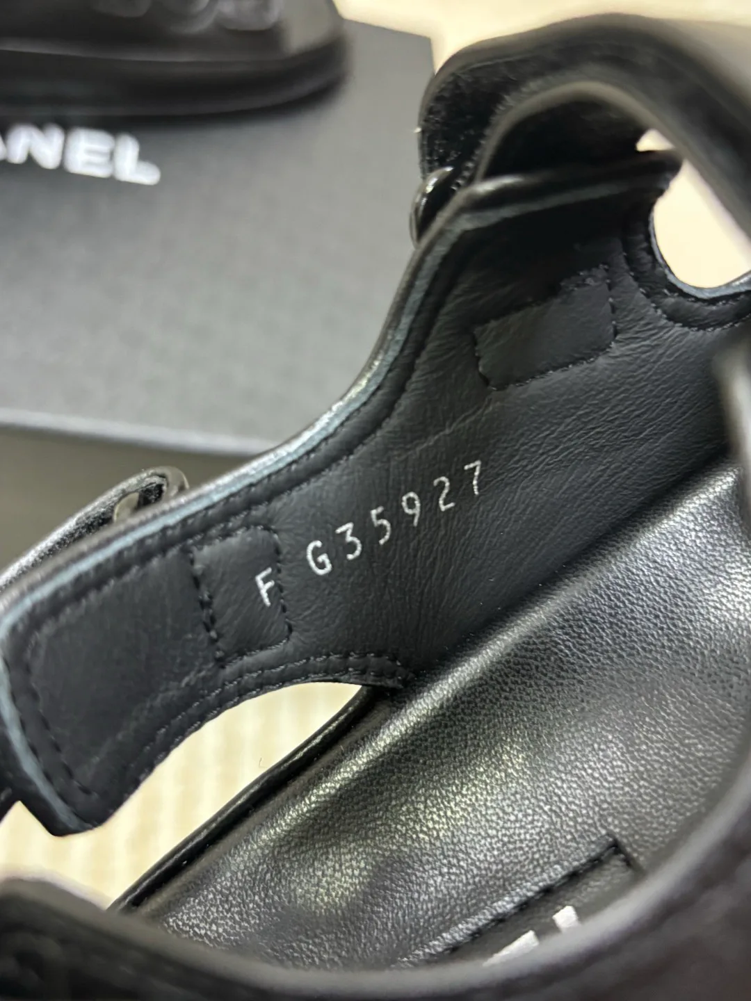 Босоножки Женские Chanel 17778420