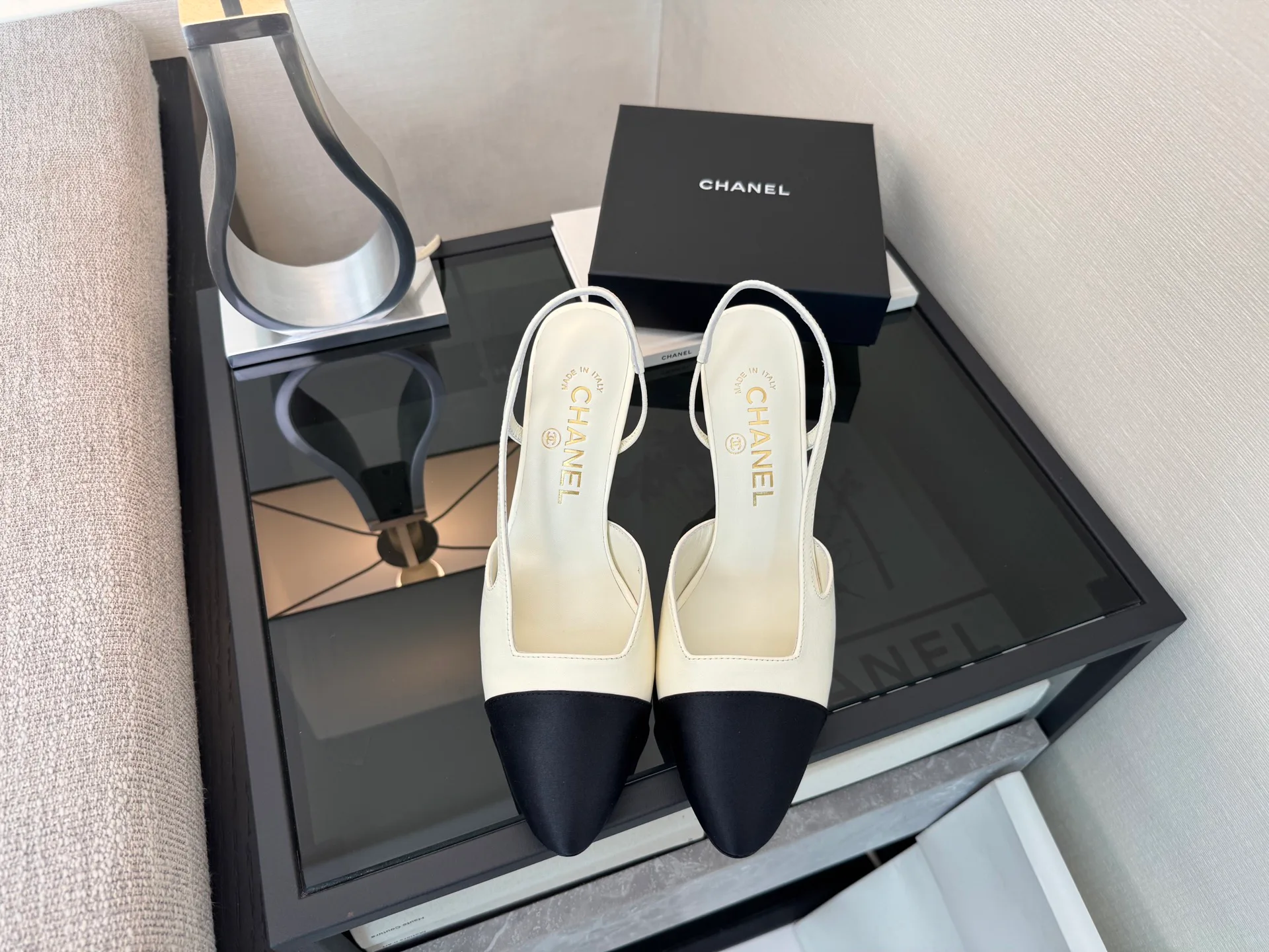 Туфли Женские Chanel 19145680