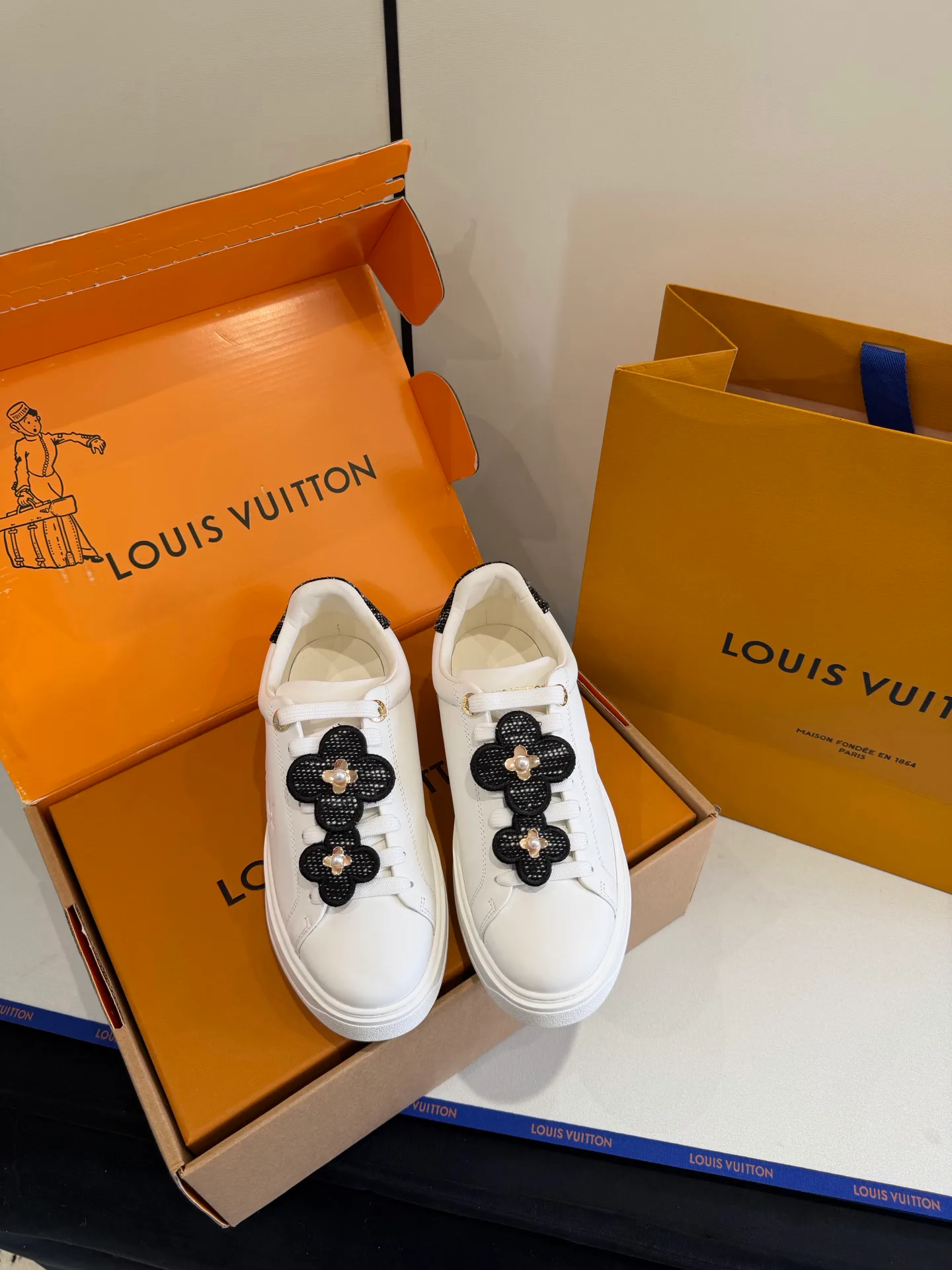 Кроссовки Женские Louis Vuitton 20085255