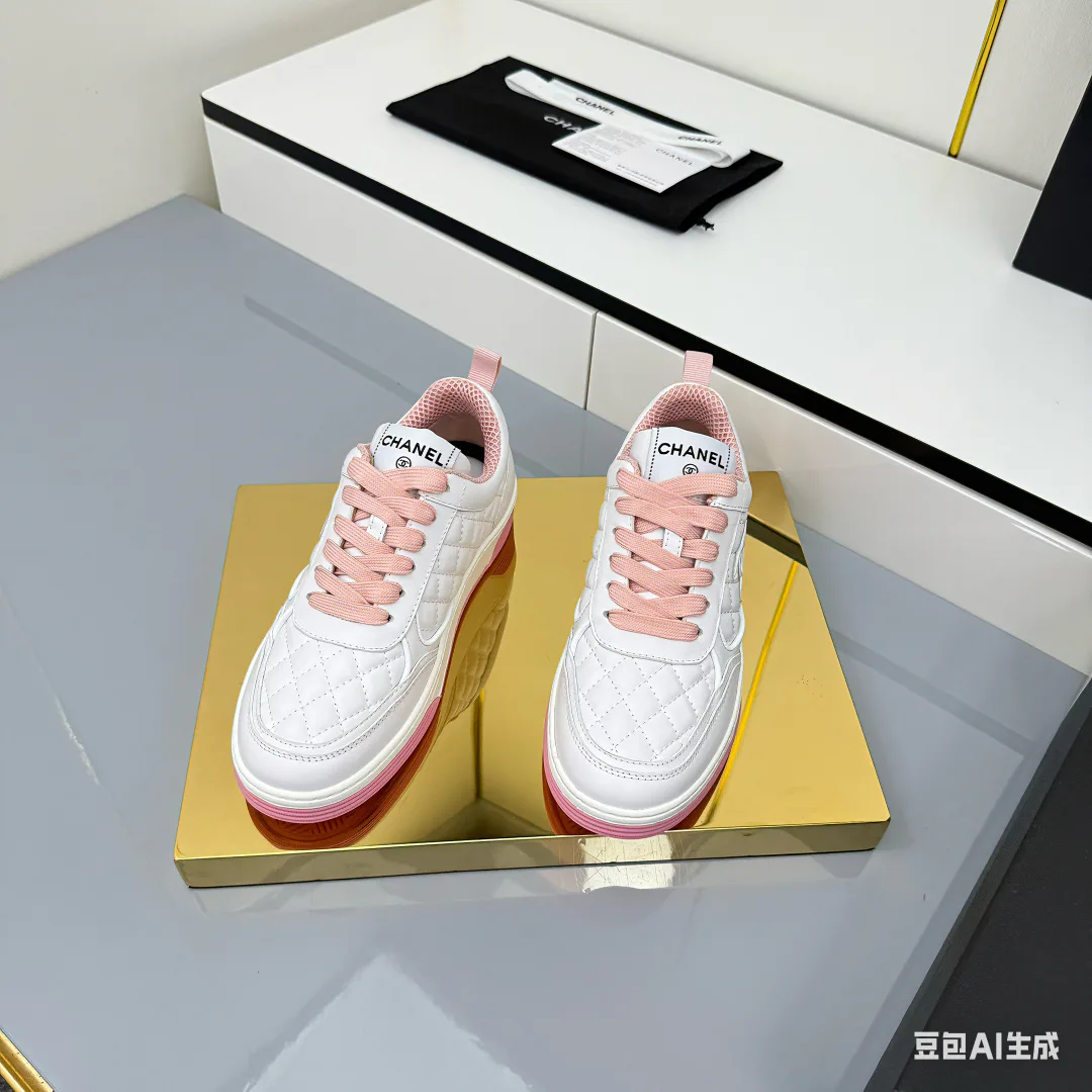 Кроссовки Женские Chanel 4502740