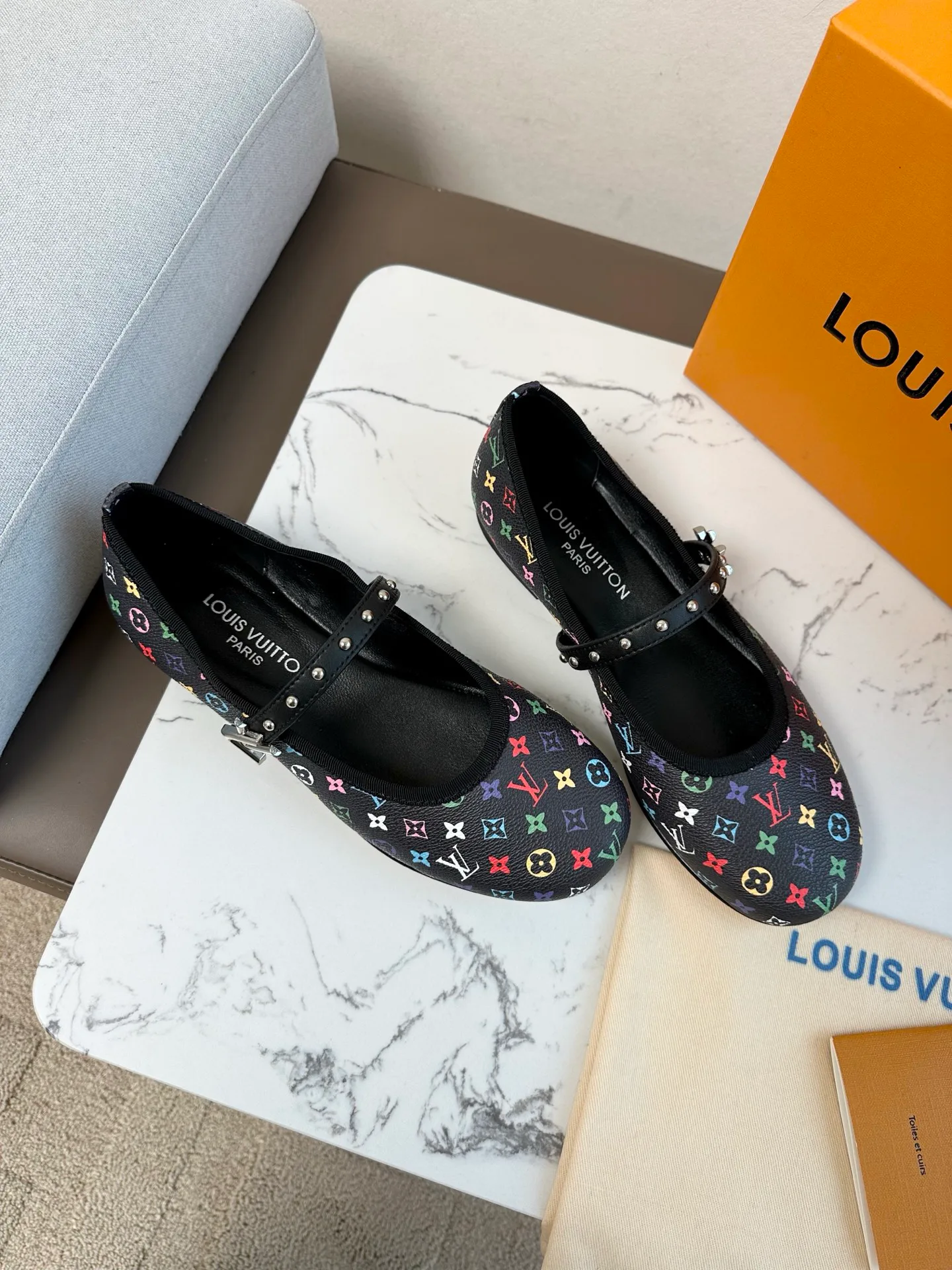 Балетки Женские Louis Vuitton 23237
