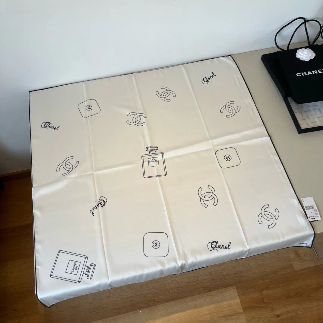 Платки Chanel 11362341