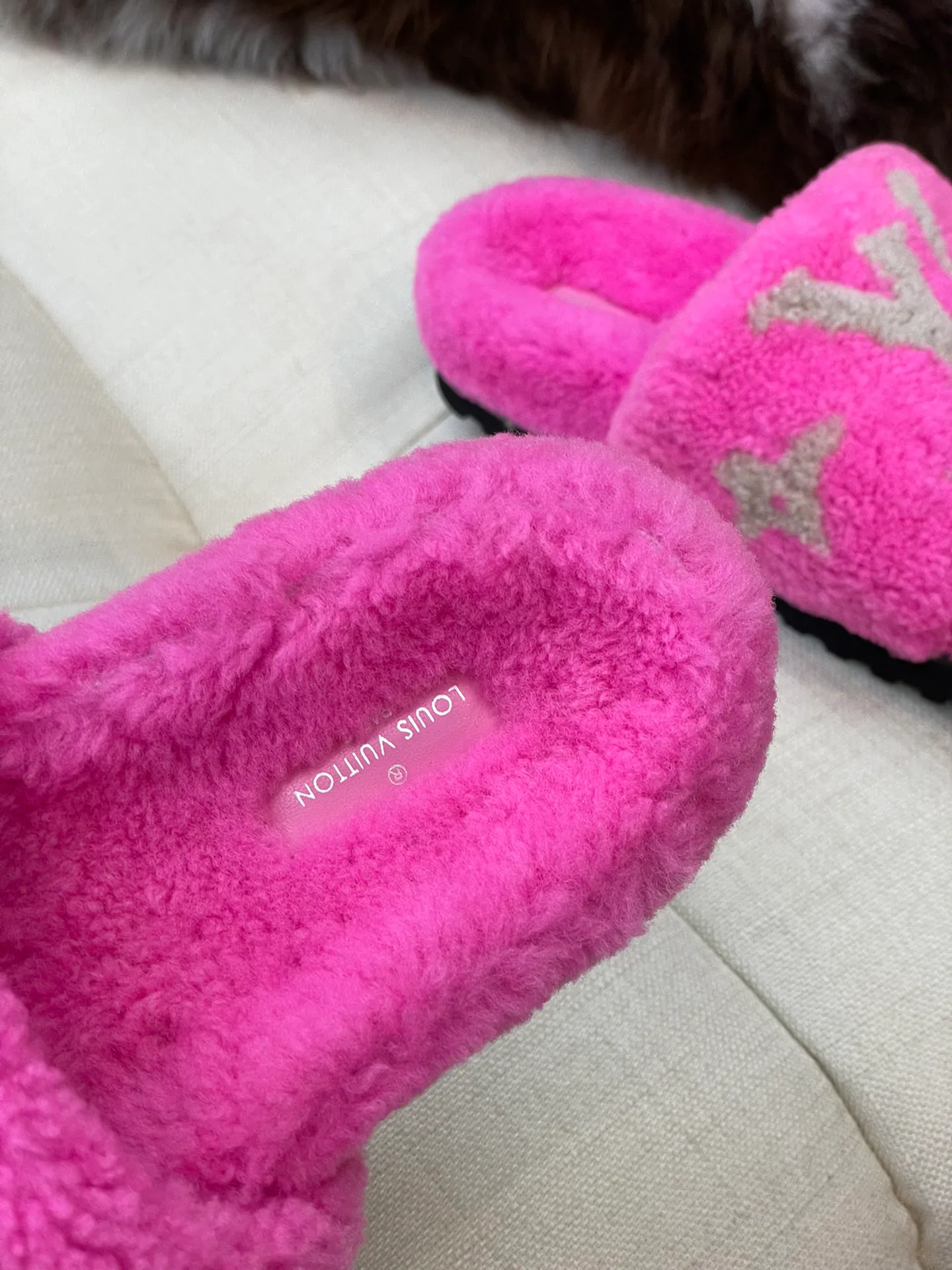 Тапочки Женские Louis Vuitton 138136