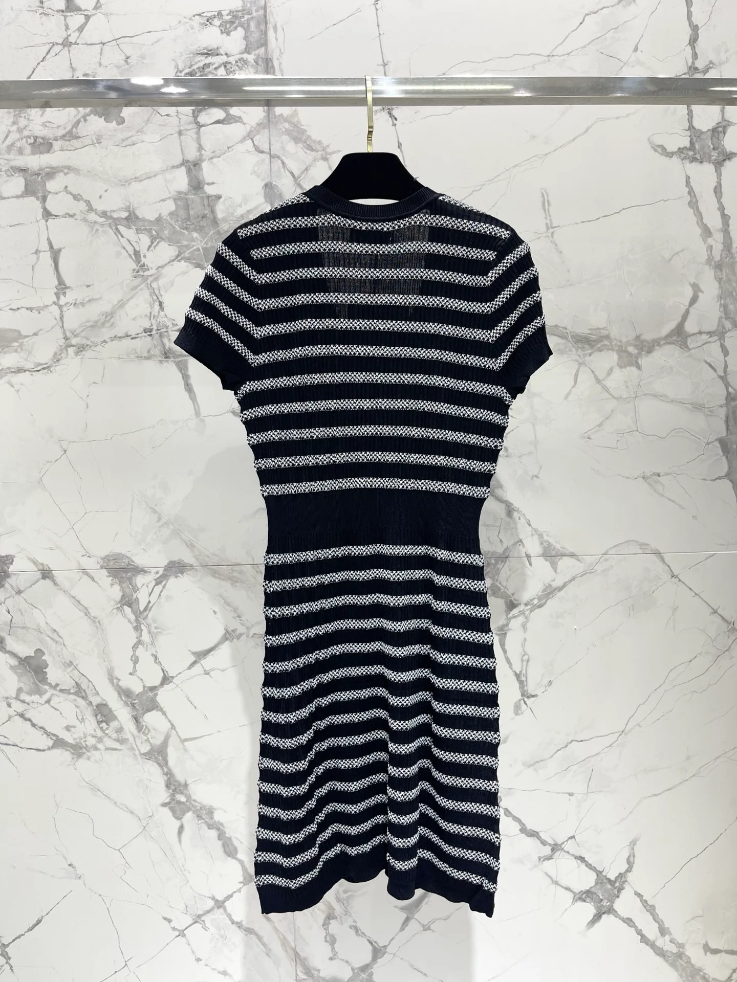 Платья Женские Chanel 10810050