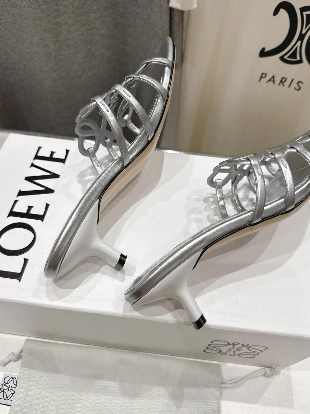 Босоножки Женские Loewe 11410410