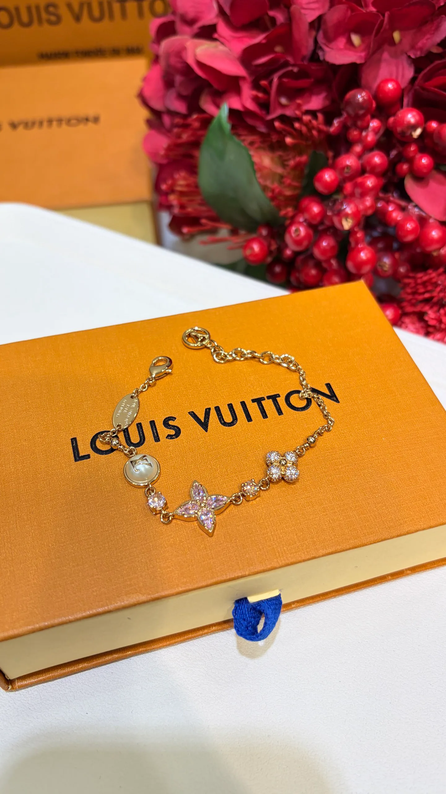 Бижутерия Louis Vuitton 17880920
