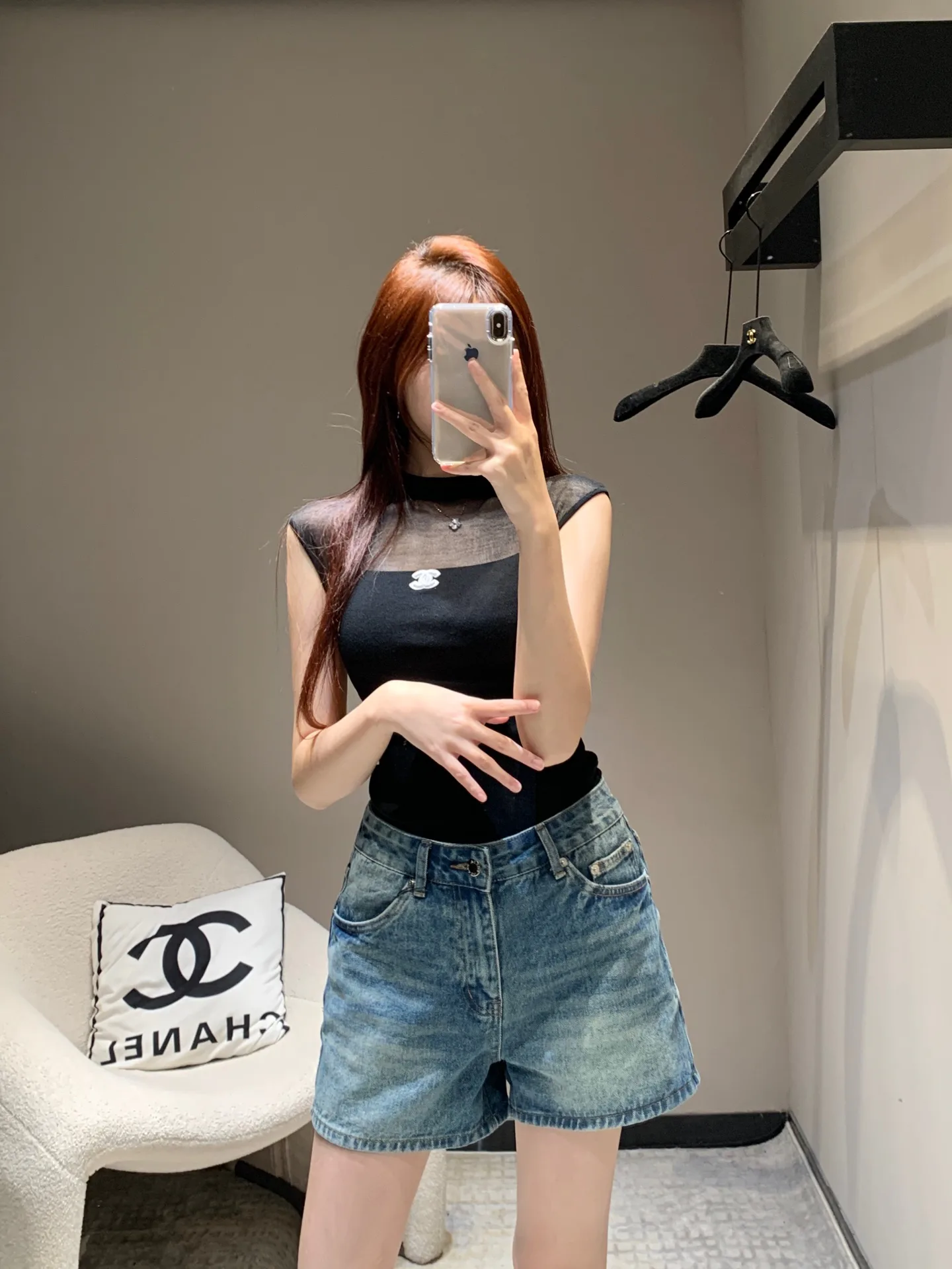 Шорты Женские Prada 12930268