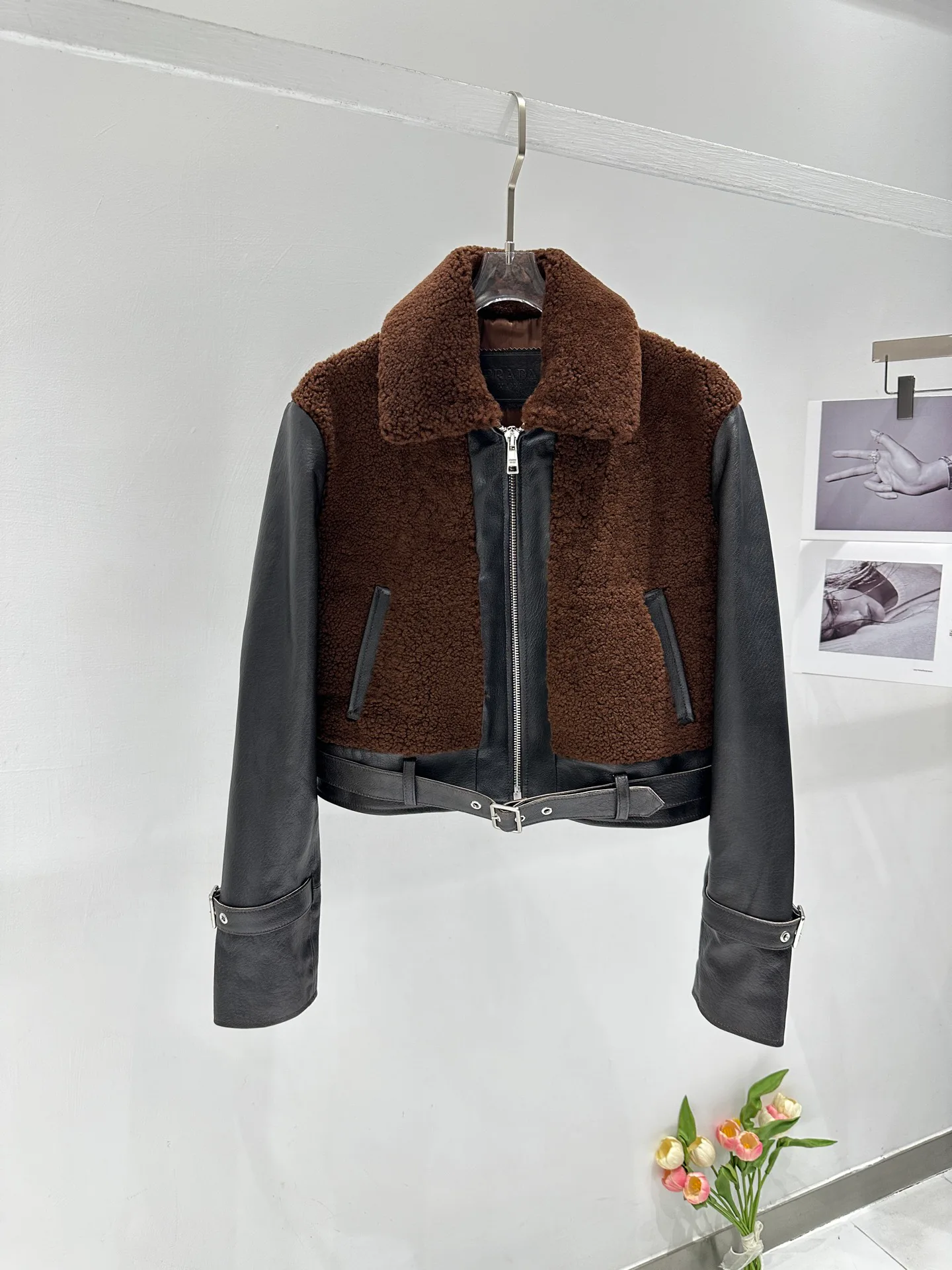 Кожаные Куртки И Дублёнки Женские Prada 1067908