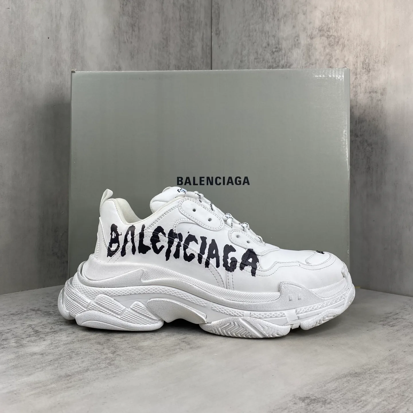 Кроссовки Женские Balenciaga 11216246
