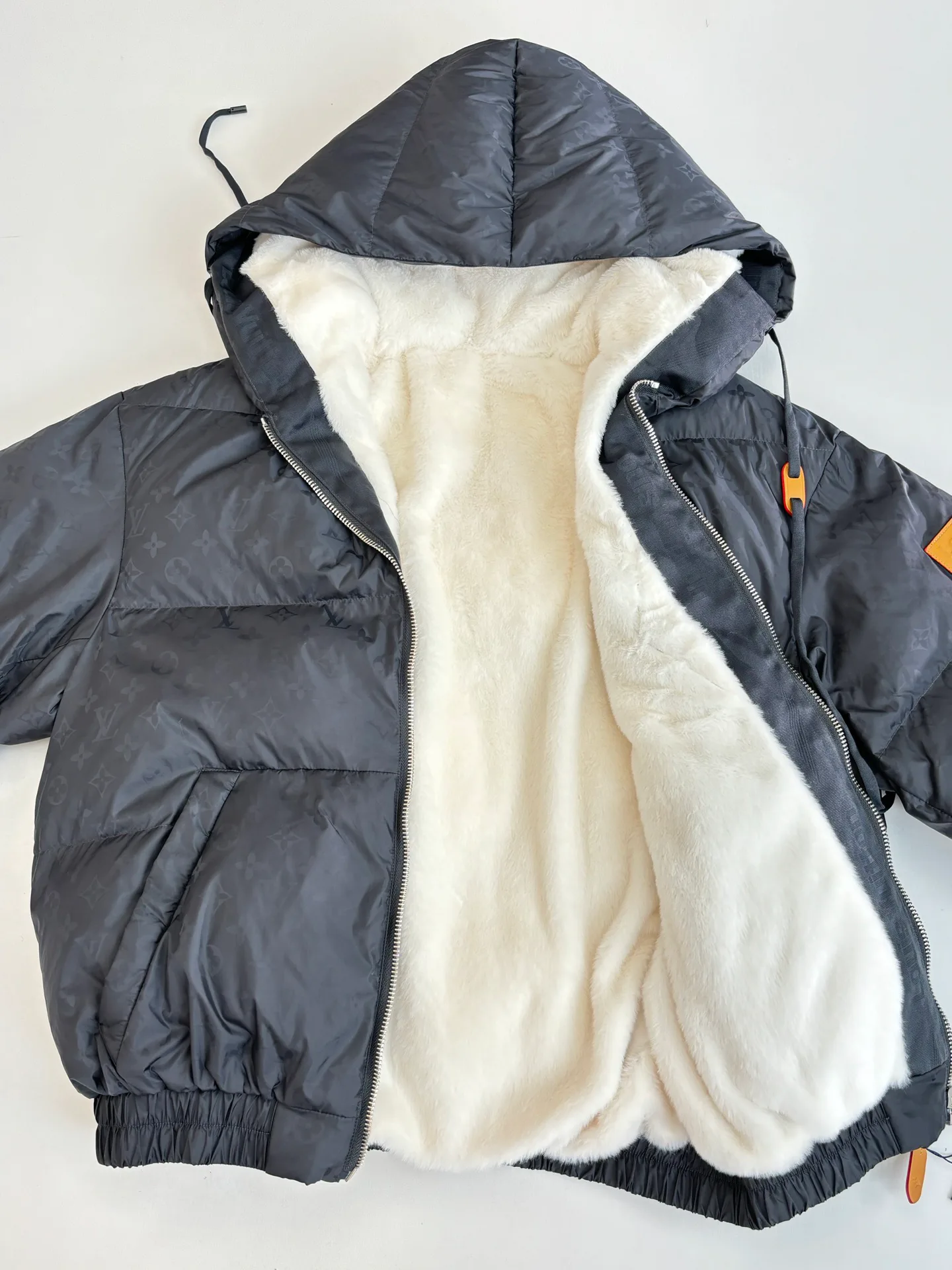 Куртки И Пуховики Мужские Louis Vuitton 514969