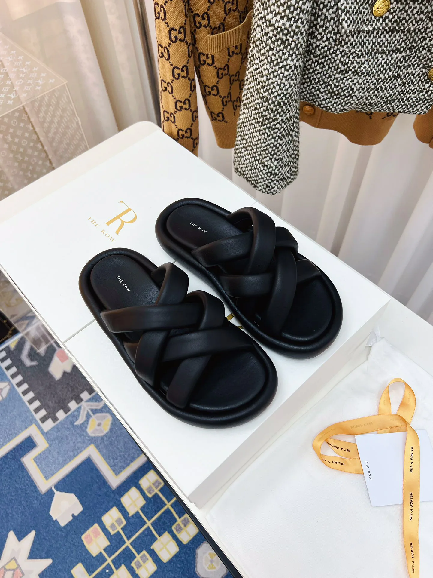 Шлепанцы Женские The Row 16910