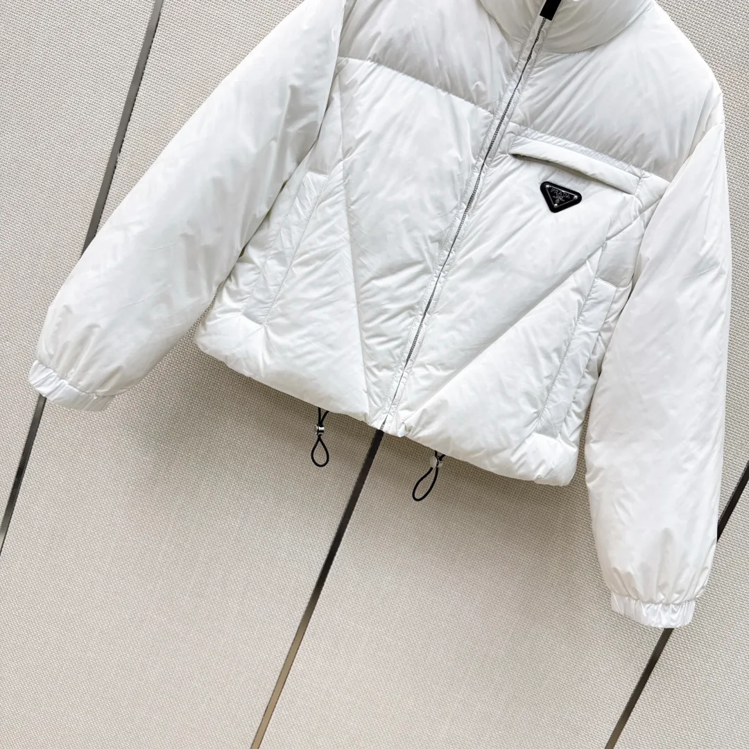 Куртки И Пуховики Женские Prada 18398199