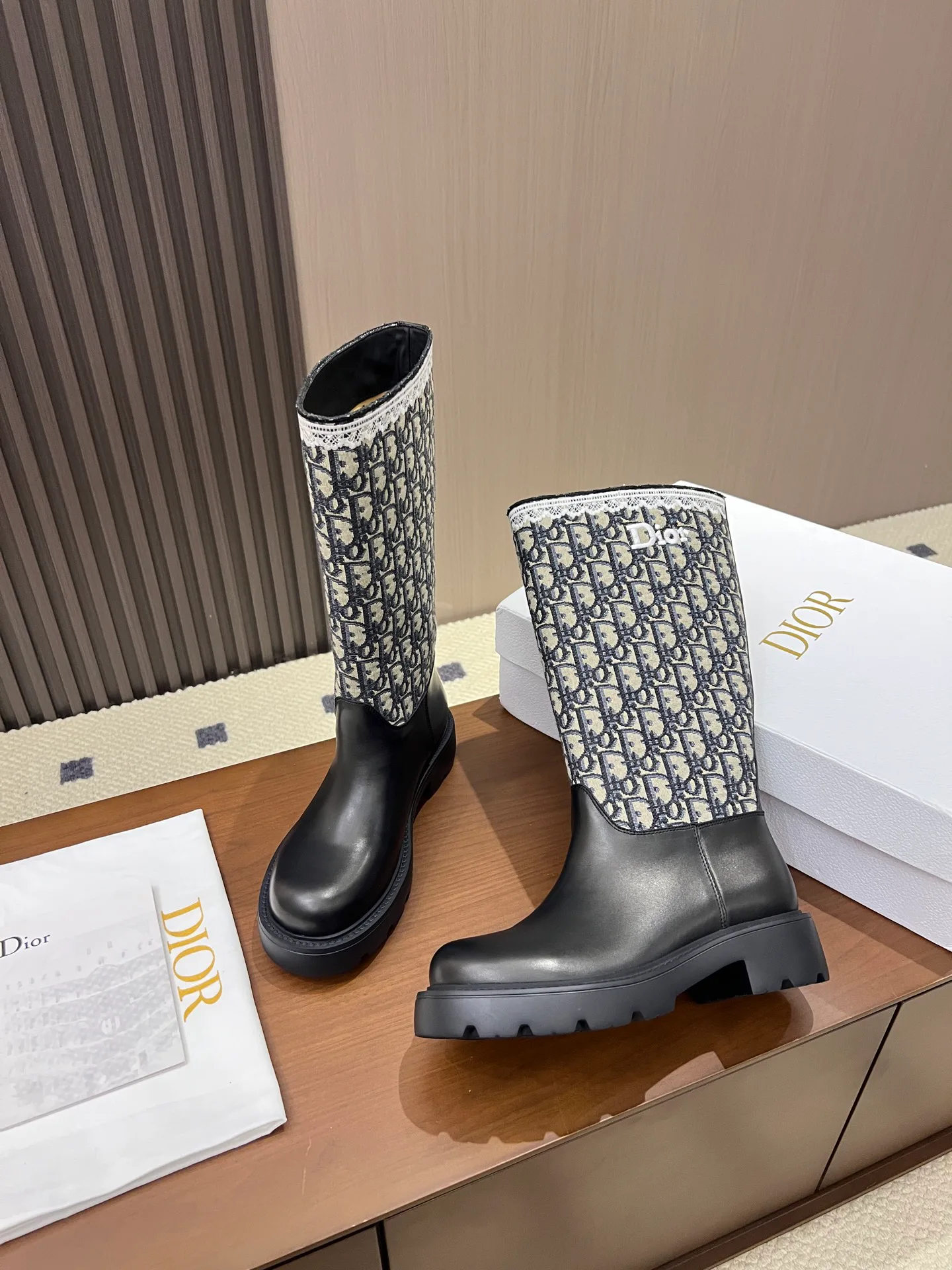 Сапоги Женские Christian Dior 19040895