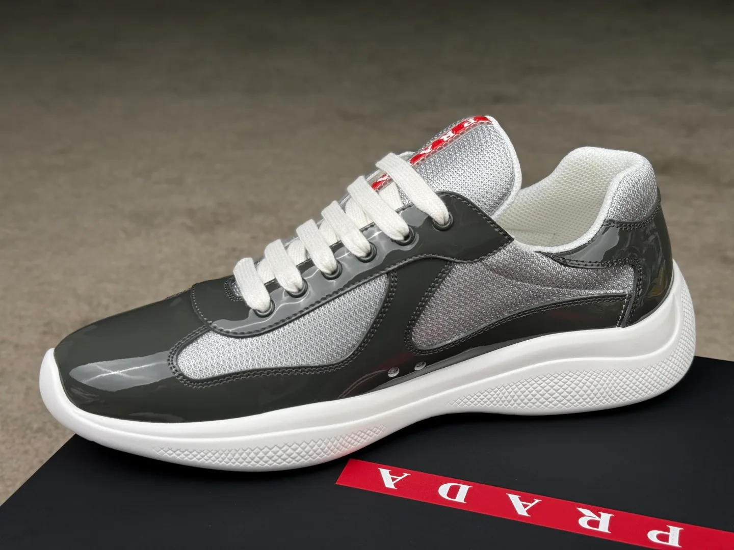 Кроссовки Женские Prada 12730872