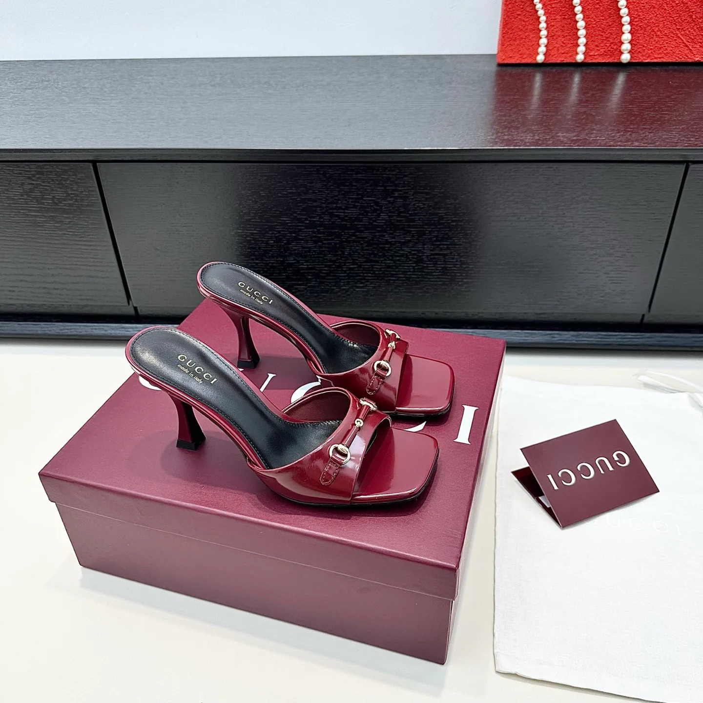 Босоножки Женские Gucci 17614700
