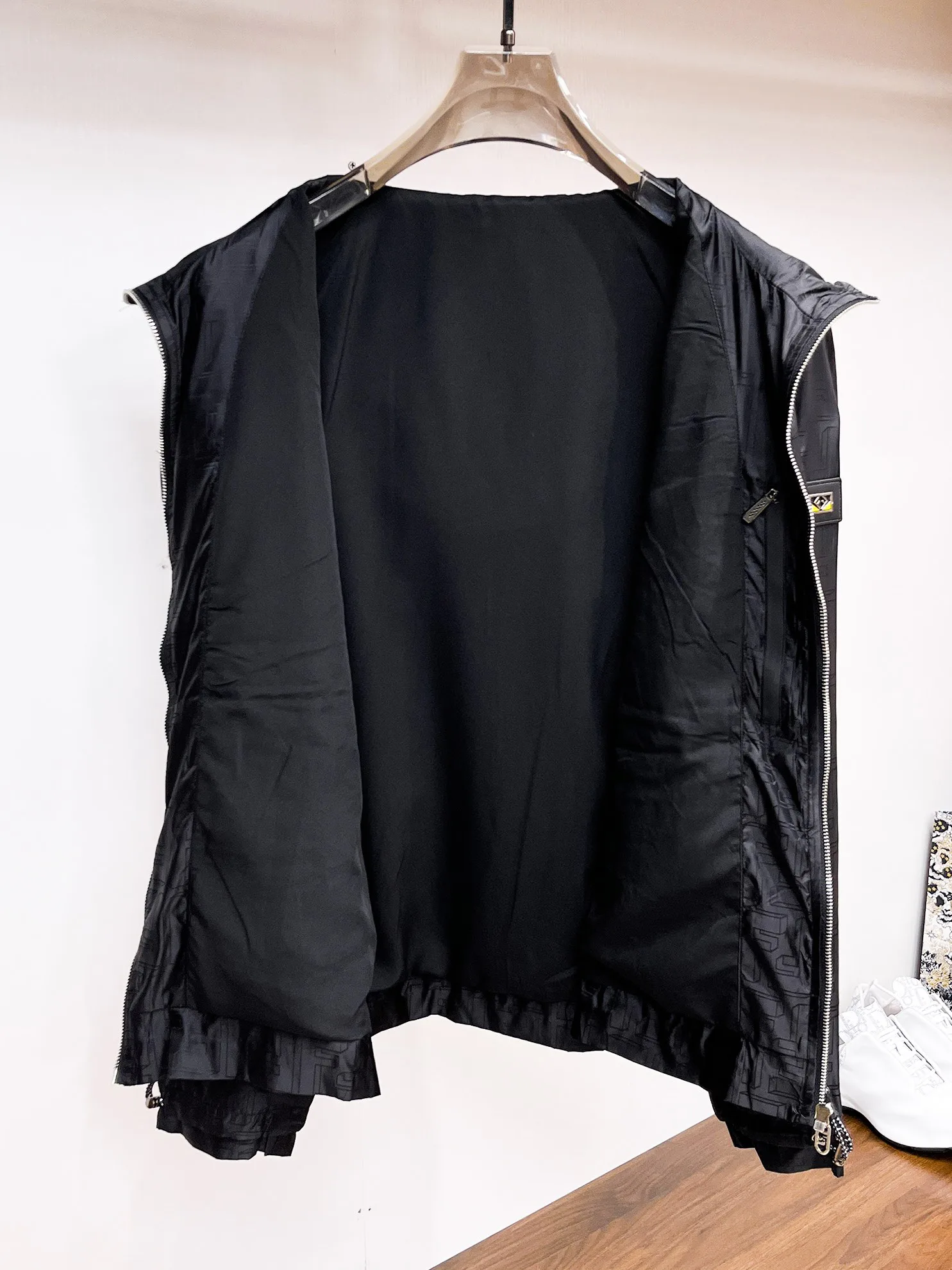 Куртки И Пуховики Мужские Fendi 18197237