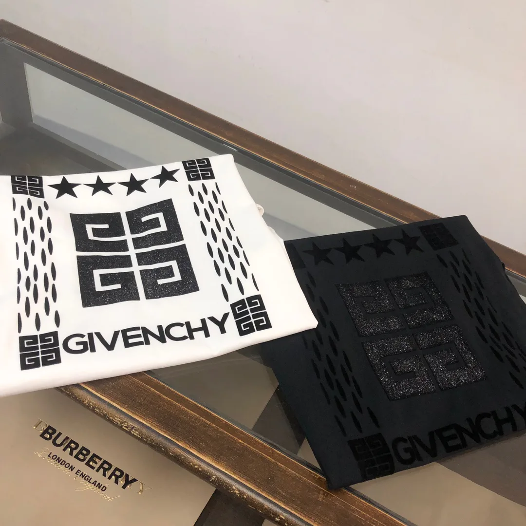 Футболки Женские Givenchy 7164