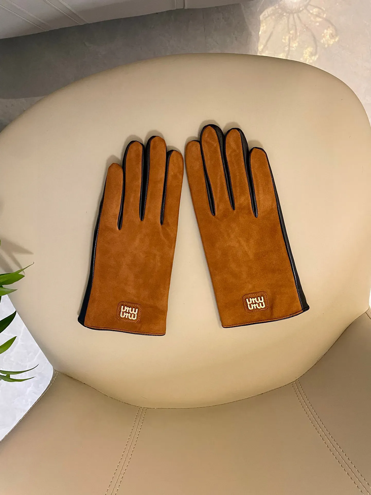 Перчатки Miu Miu 262319