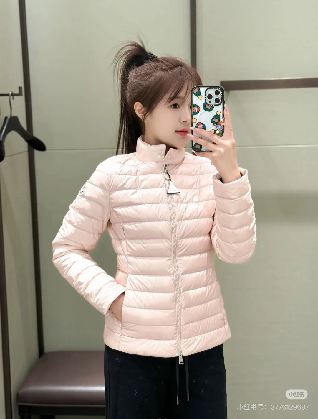 Куртки И Пуховики Женские Moncler 18044425
