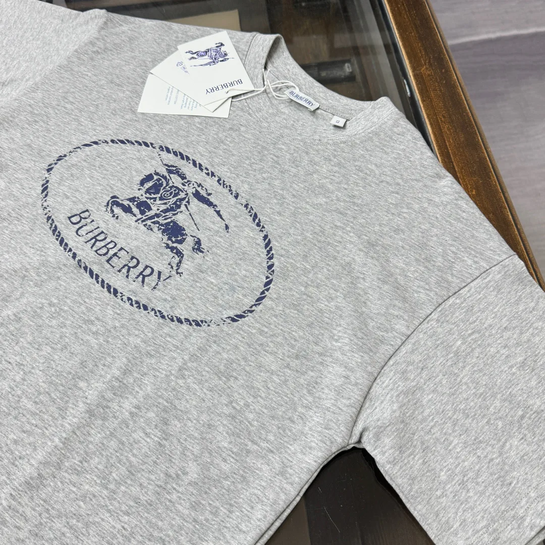 Футболки Женские Burberry 11829352