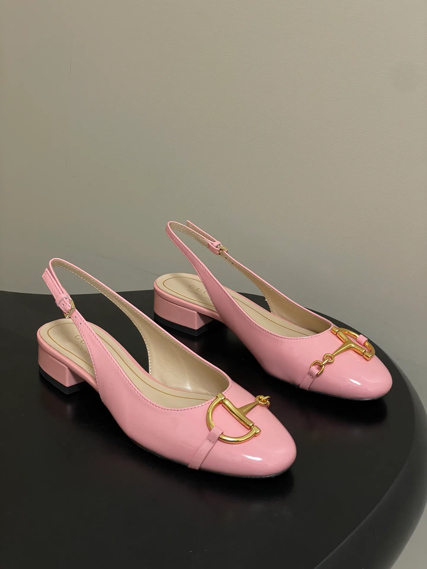 Туфли Женские Gucci 878978