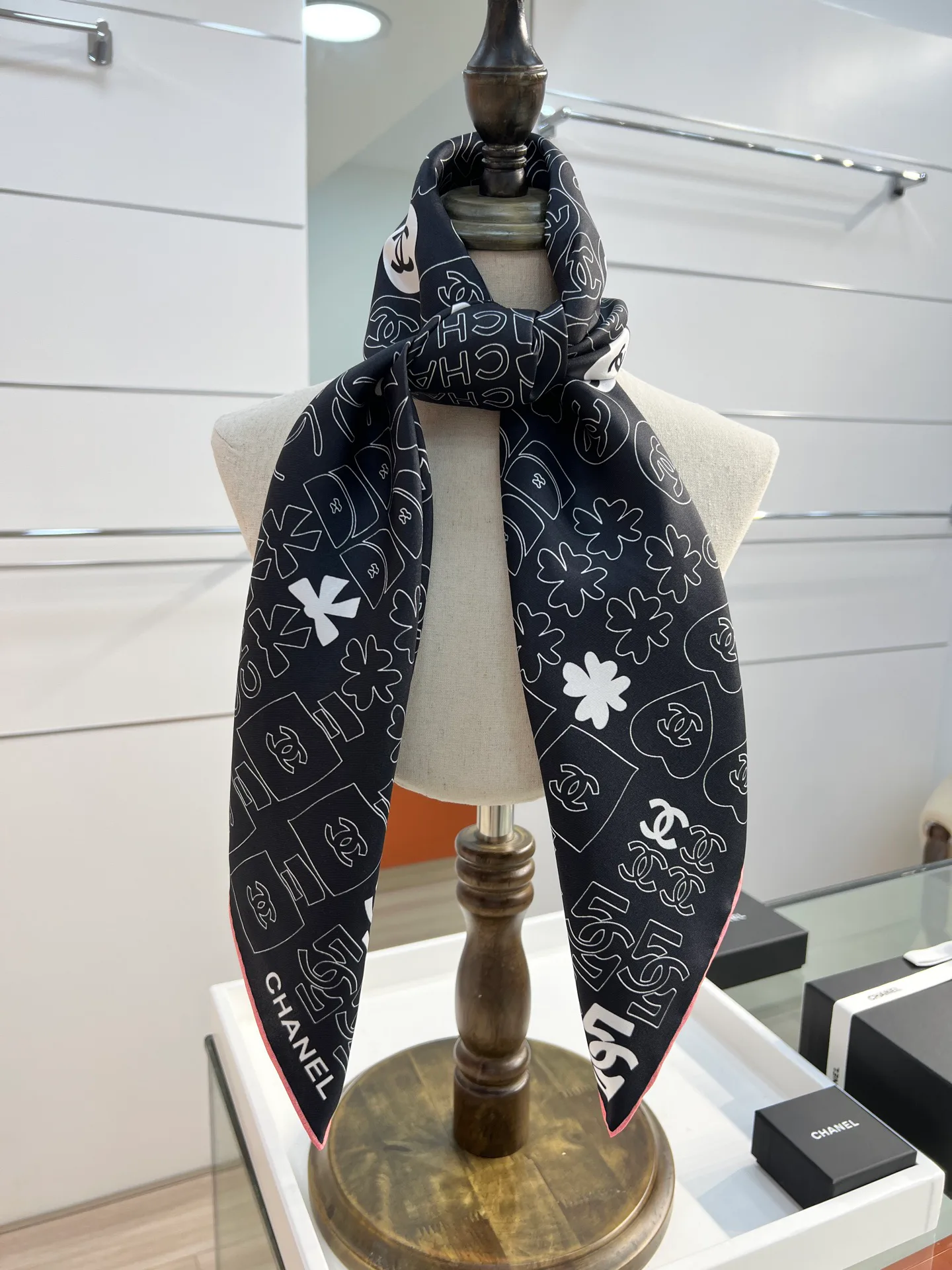 Платки Chanel 11664168