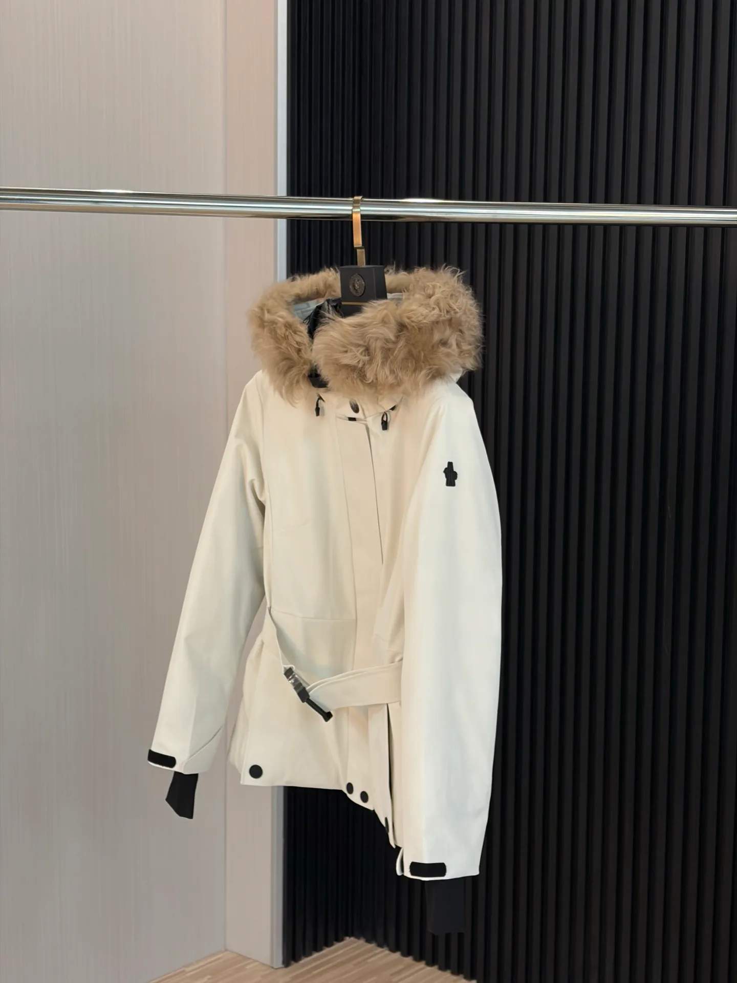 Куртки И Пуховики Женские Moncler 18188680