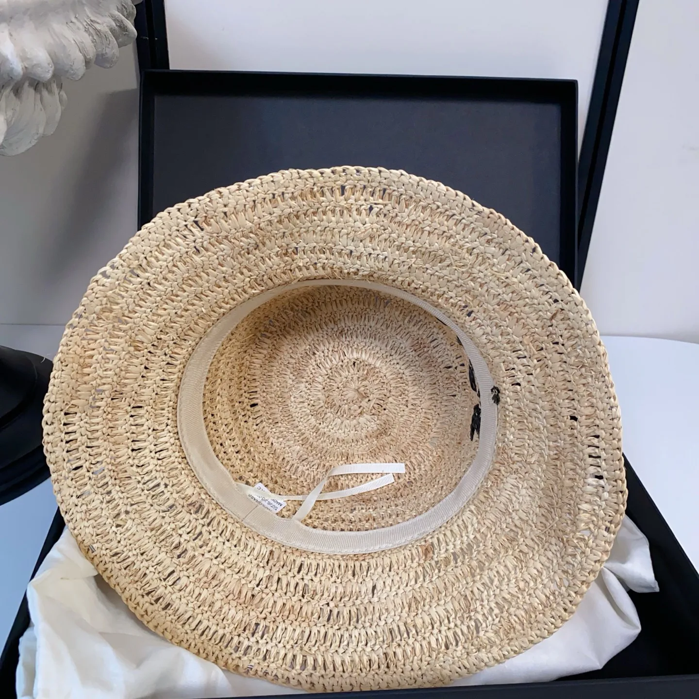 Головные Уборы Loewe 13569669