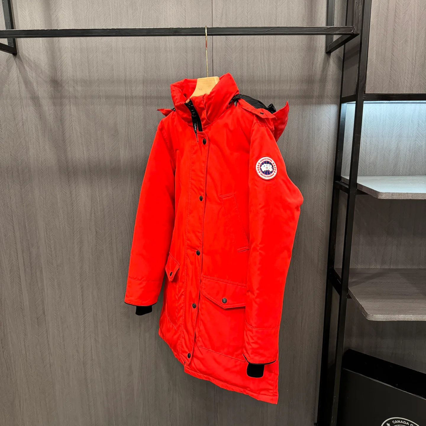 Куртки И Пуховики Женские Canada Goose 18845578