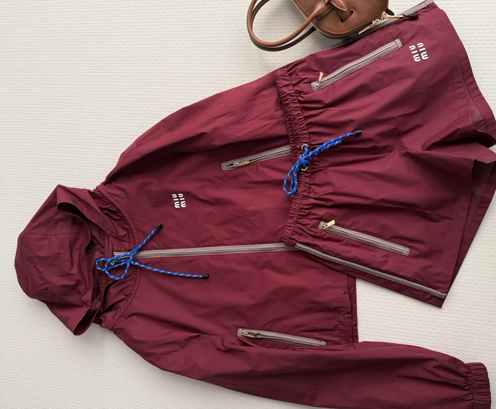 Шорты Женские Miu Miu 5610011