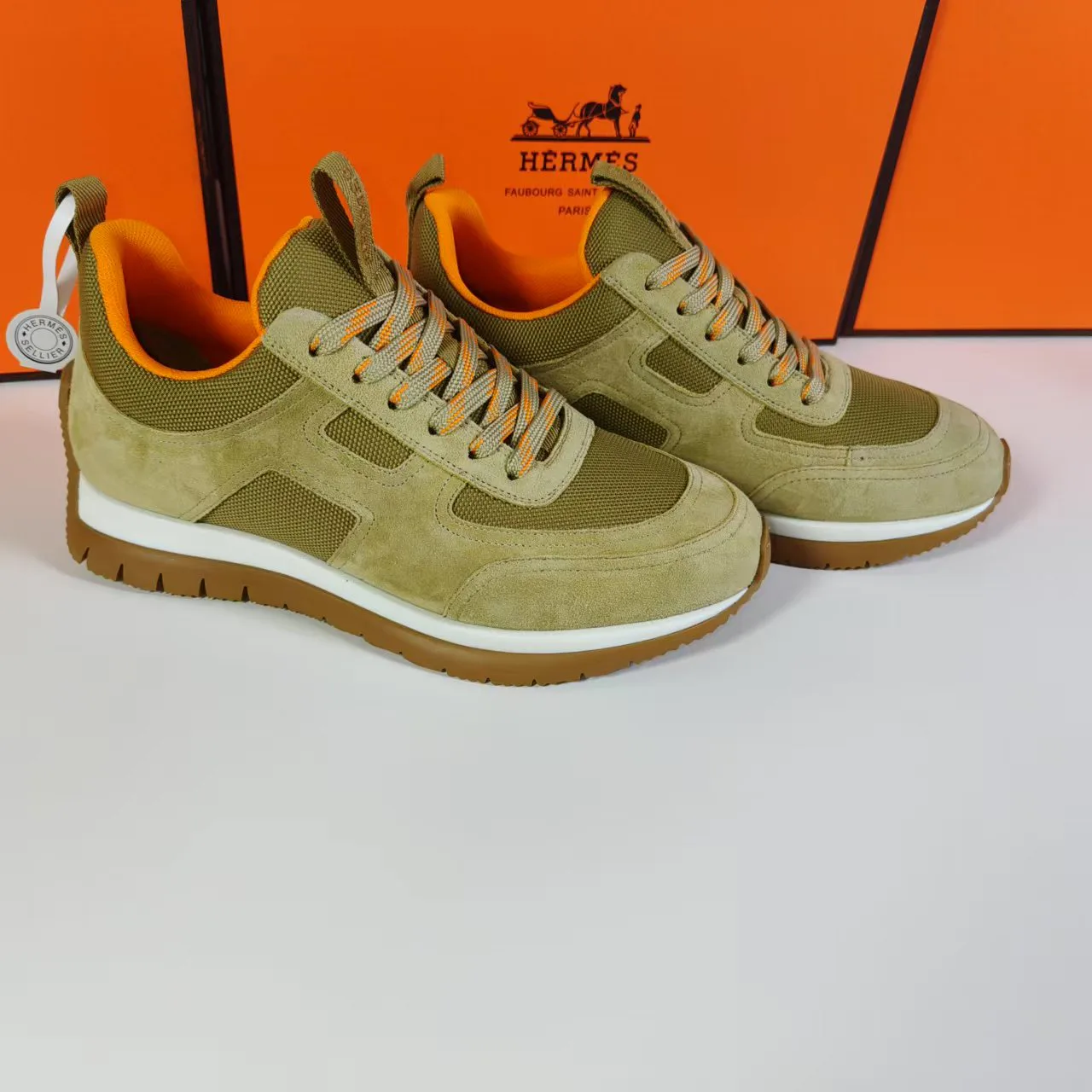 Кроссовки Женские Hermes 267878