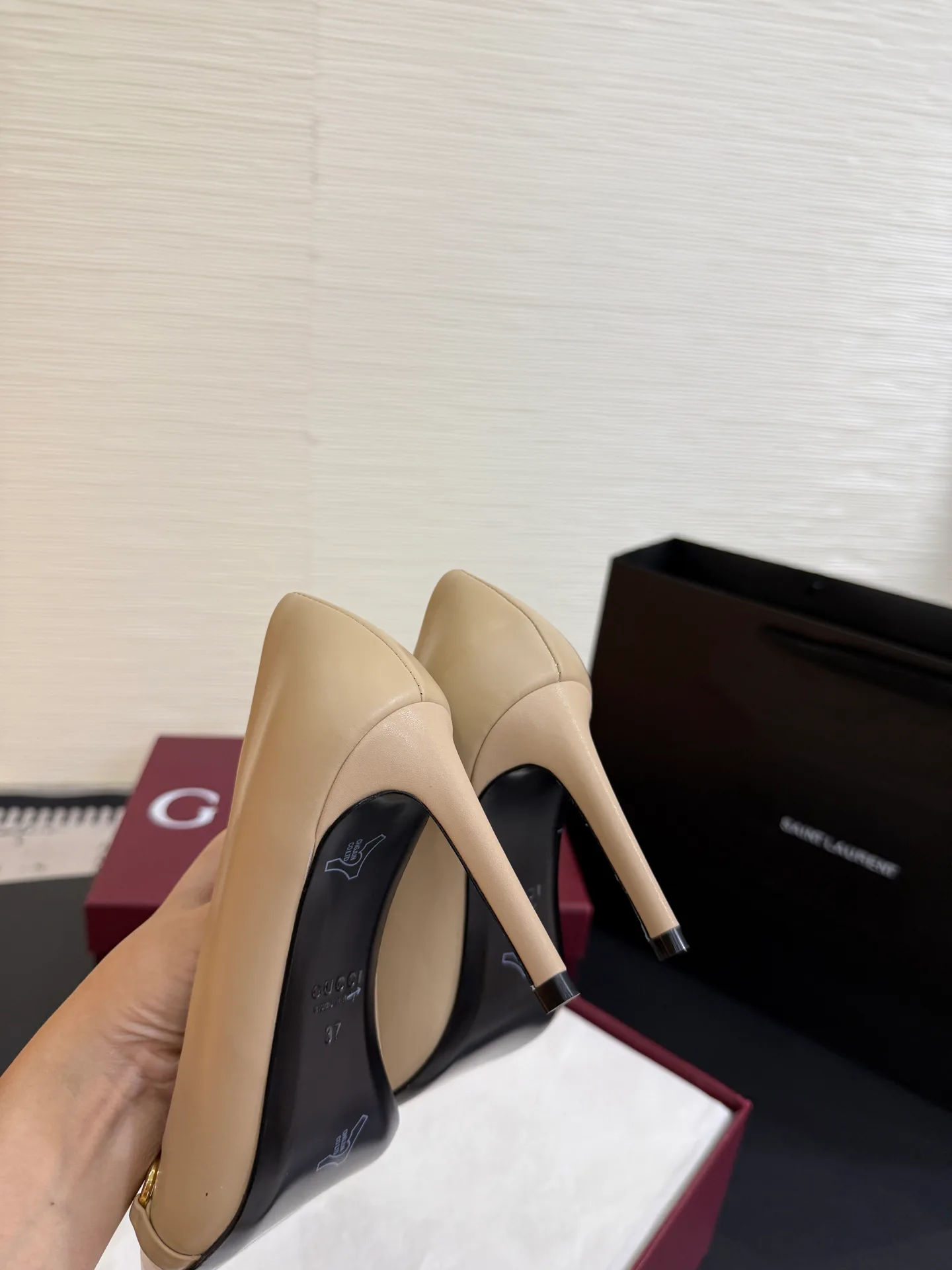 Туфли Женские Gucci 18444618