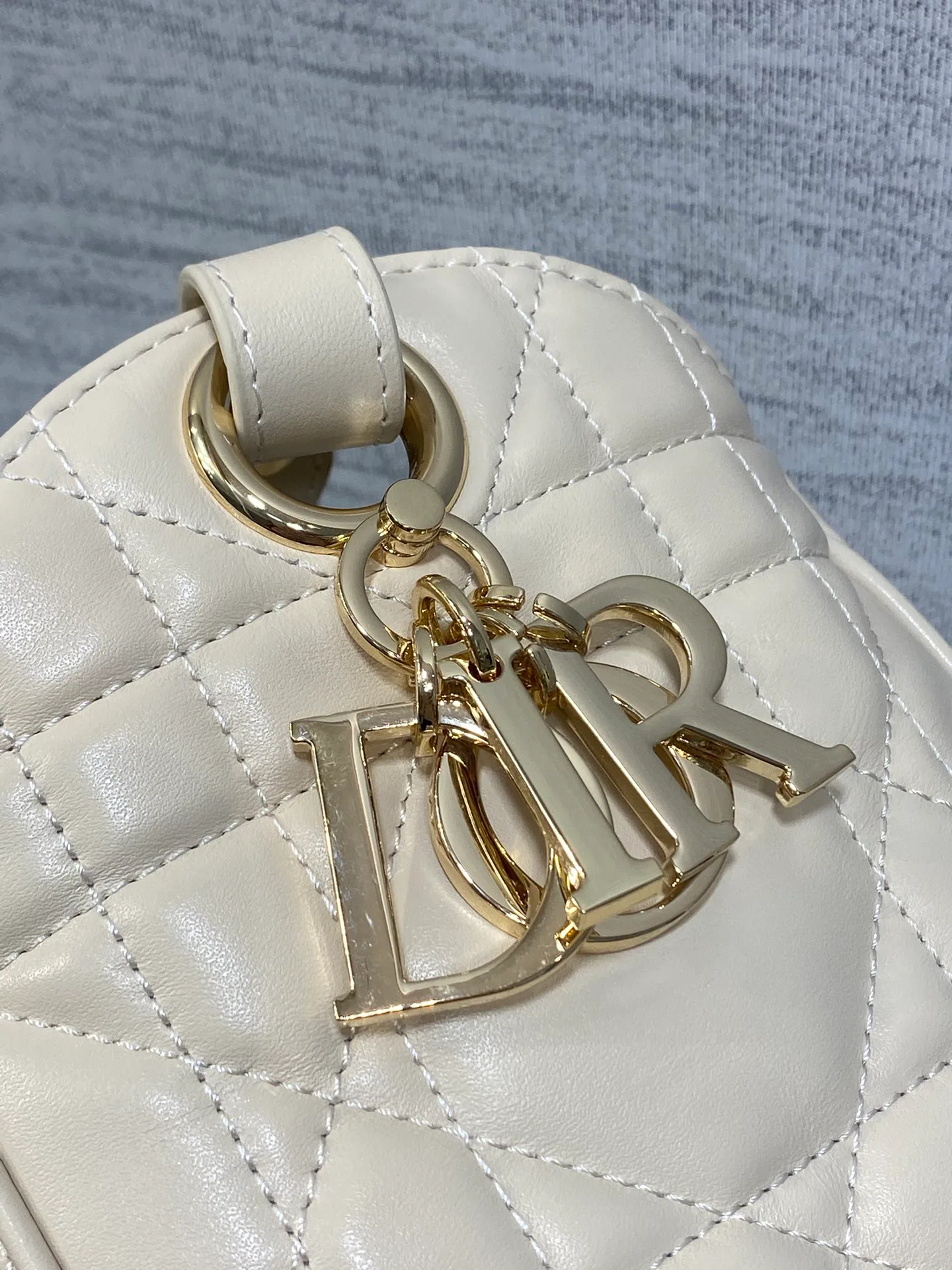 Сумки На Ремне Женские Fendi 4570385