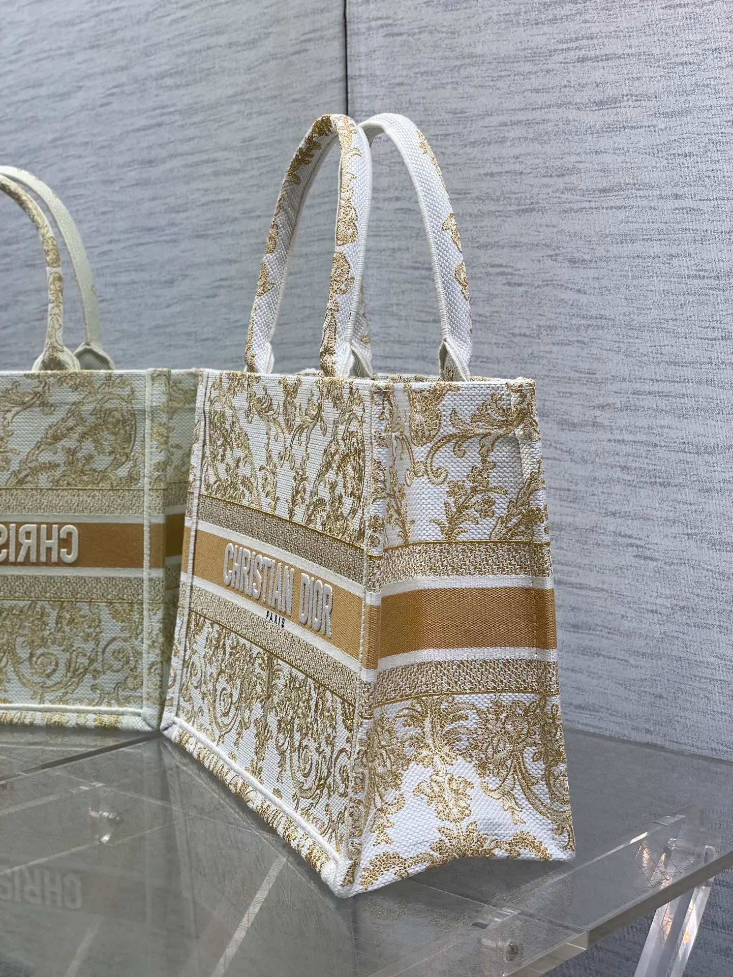 Классические Сумки Женские Christian Dior 11224054